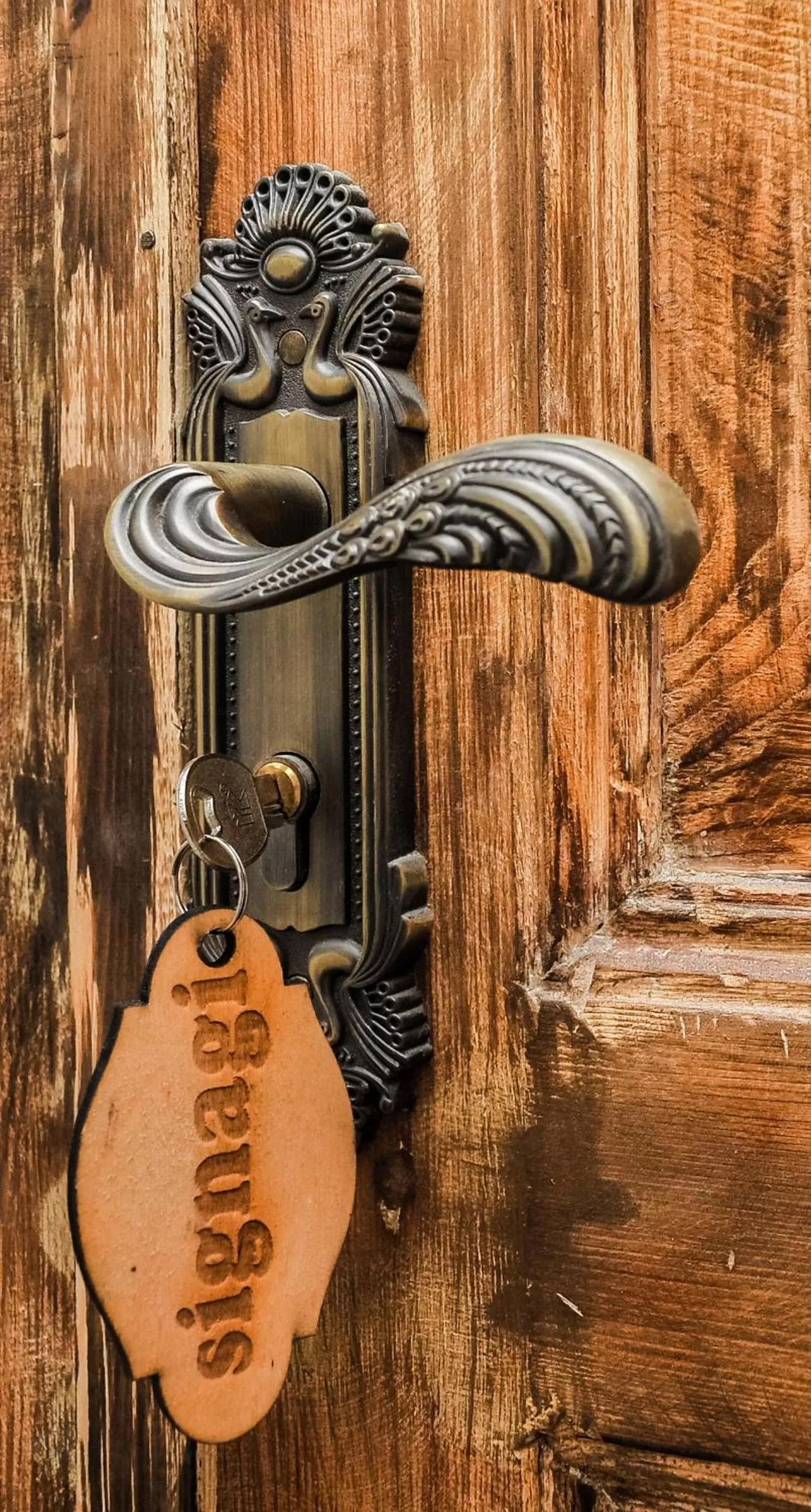 Decorative detail in Palm Hotel