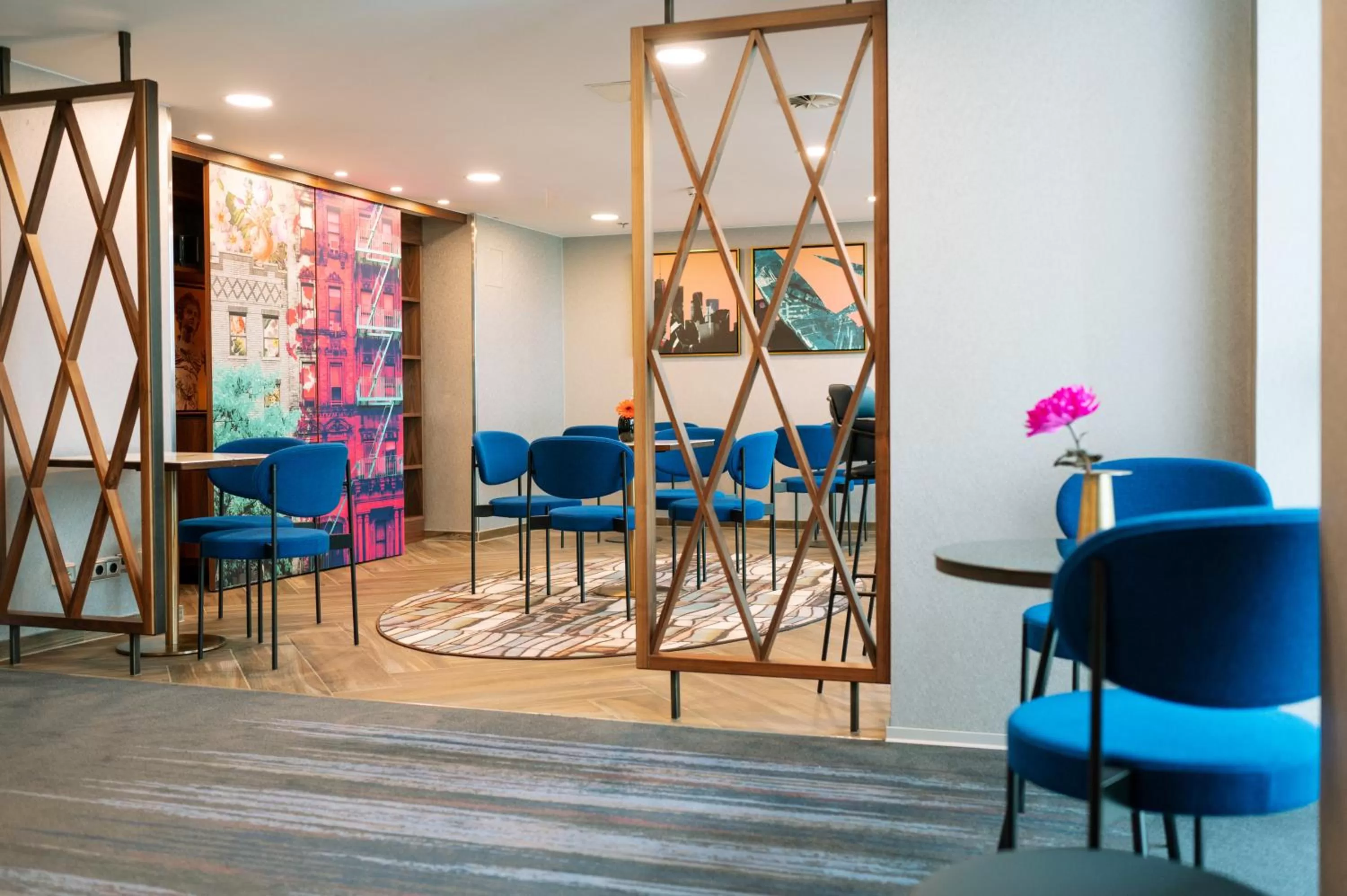 Lounge or bar in Hilton Frankfurt City Centre