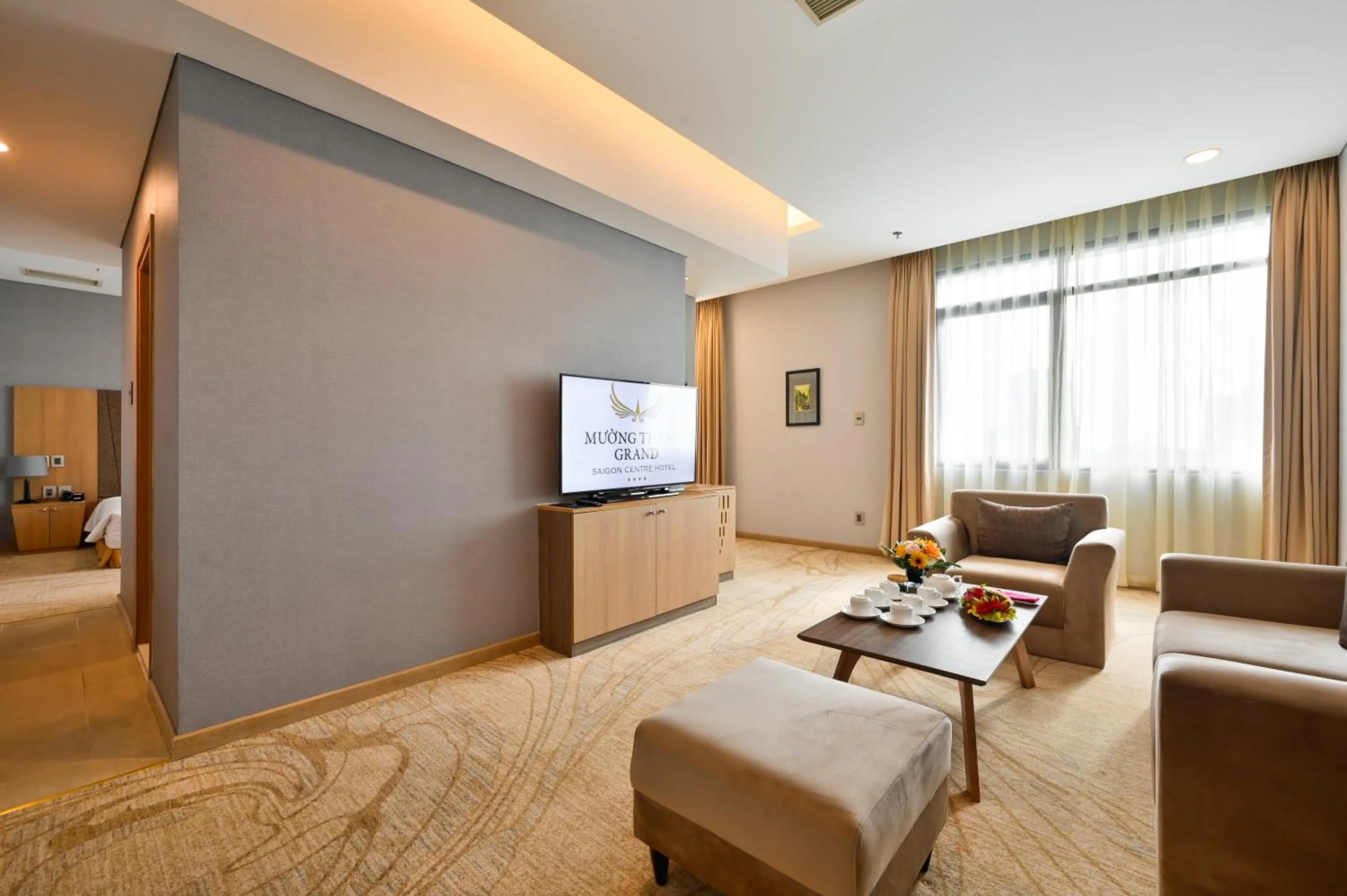 Communal lounge/ TV room, Bed in Muong Thanh Grand Saigon Centre Hotel