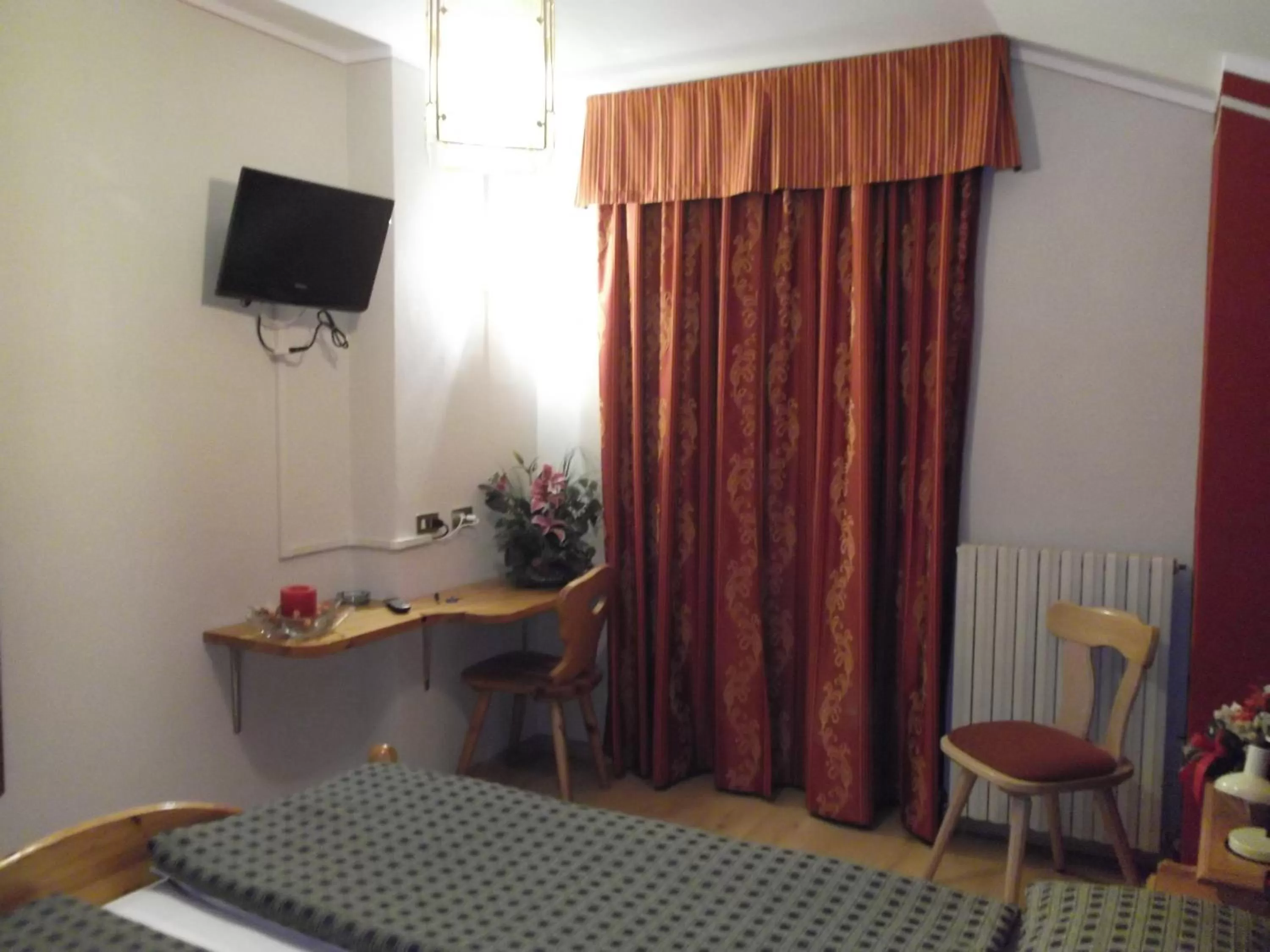 Photo of the whole room in Hotel Adele