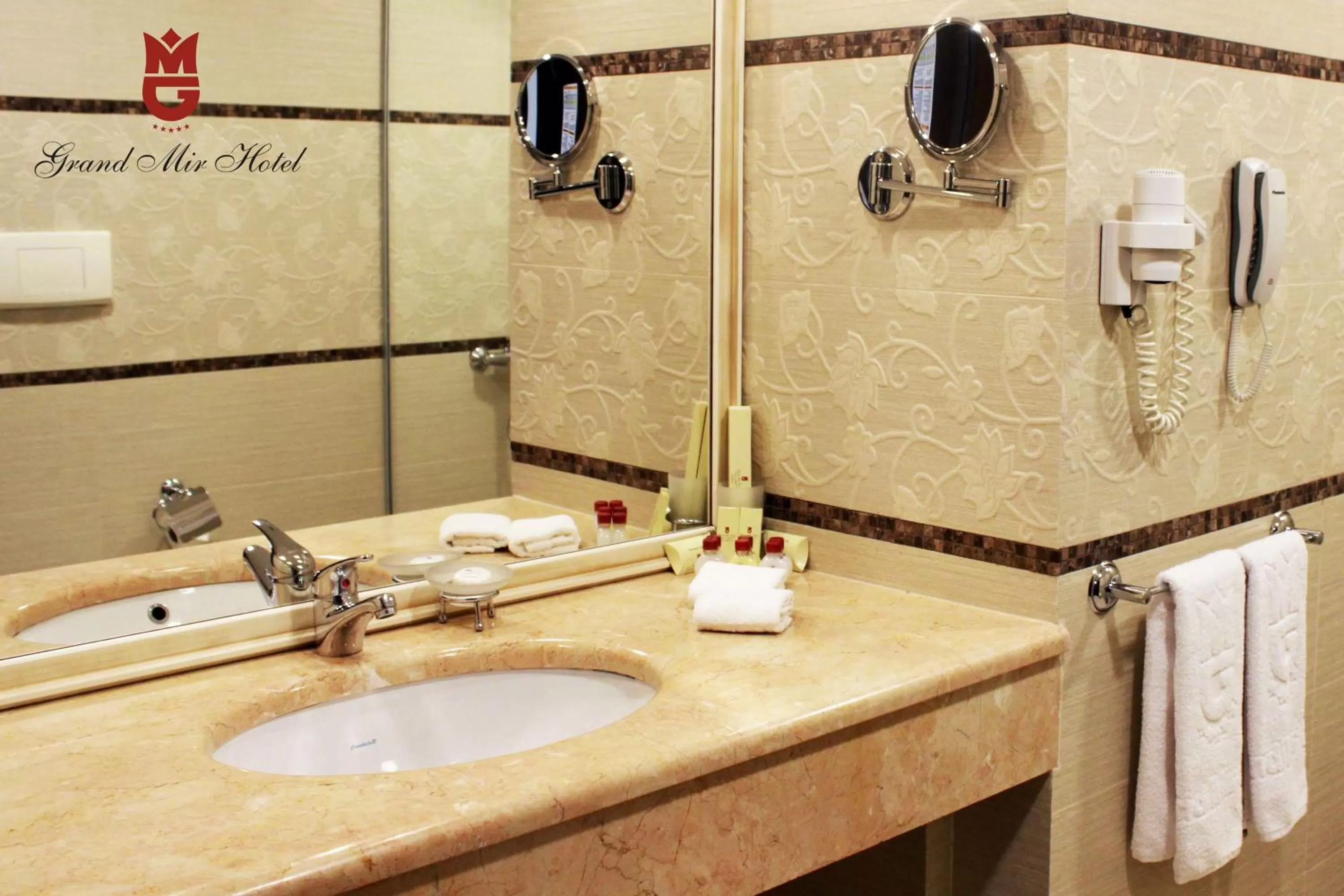 Bathroom in Grand Mir Hotel