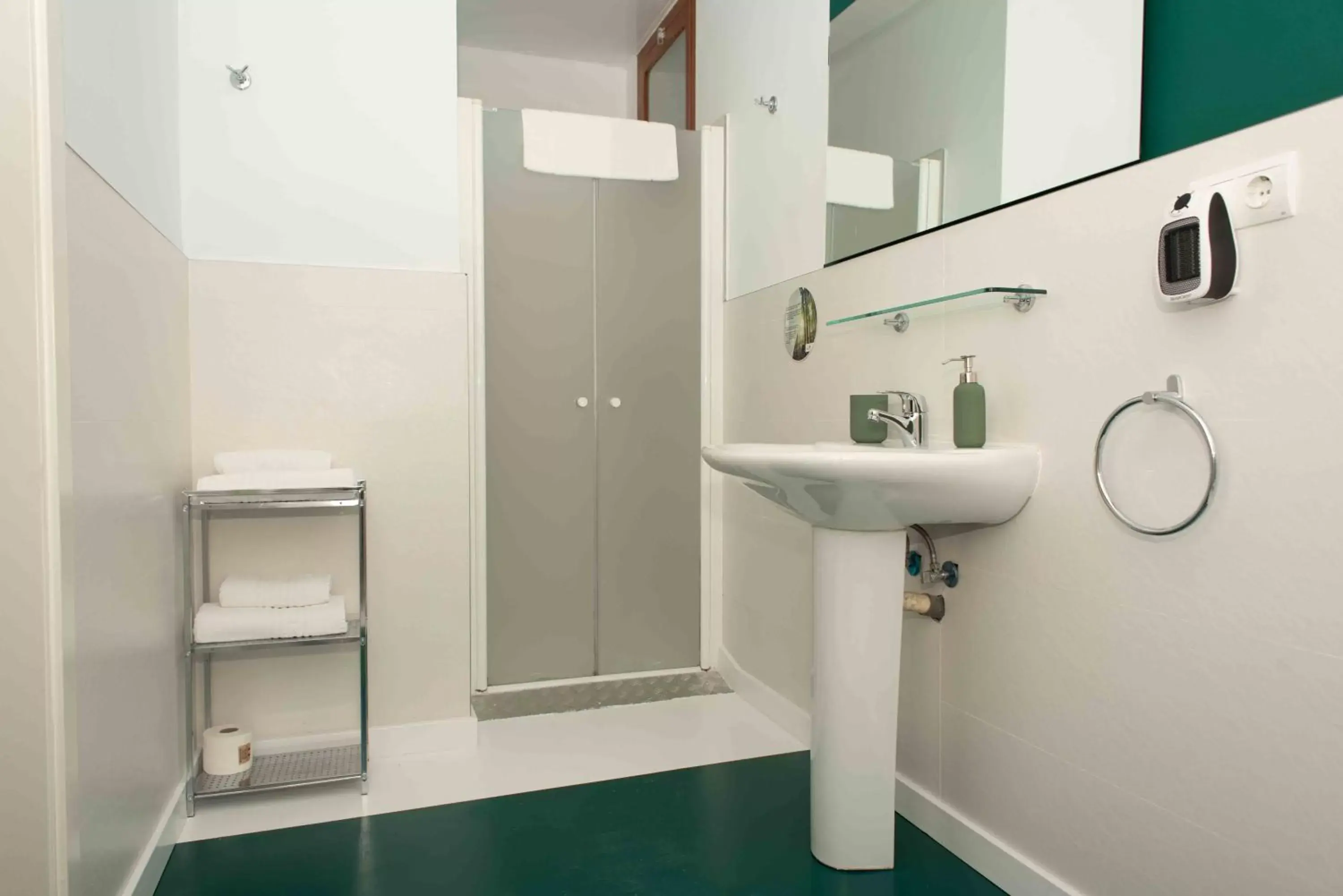 Twin with Garden View - single occupancy in Hotel Almunia Twin with Garden View - single occupancy in Hotel Almunia