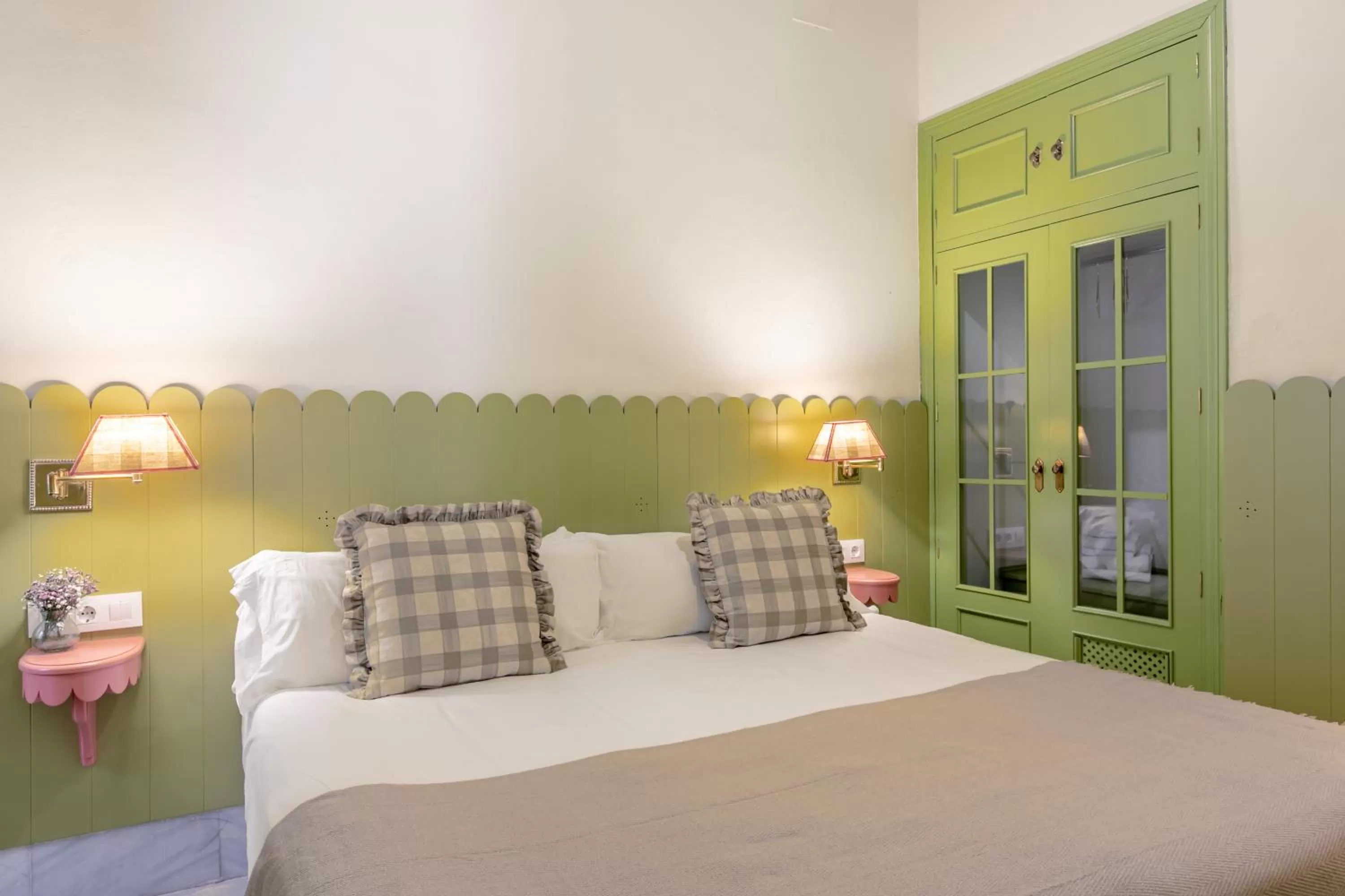 Bedroom, Bed in La Abadia de Giralda