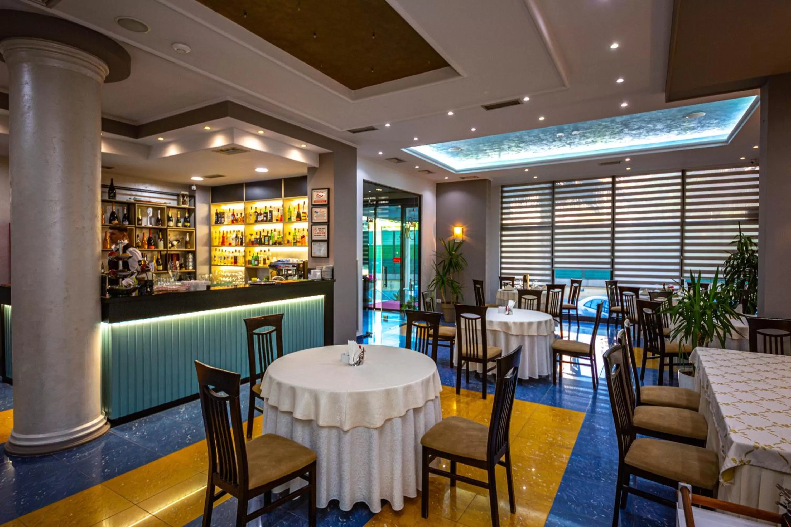 Restaurant/places to eat in Hotel Bella Vista