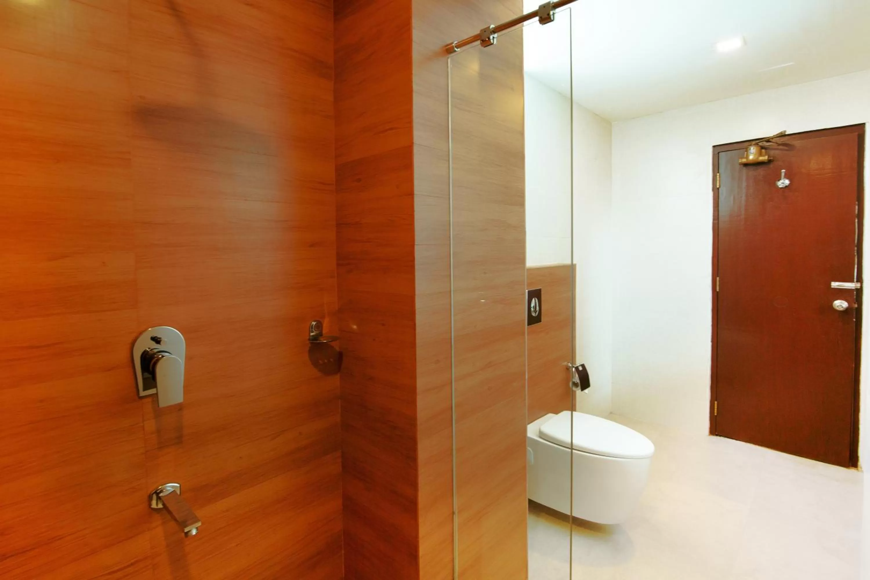 Bathroom in Royal Omars