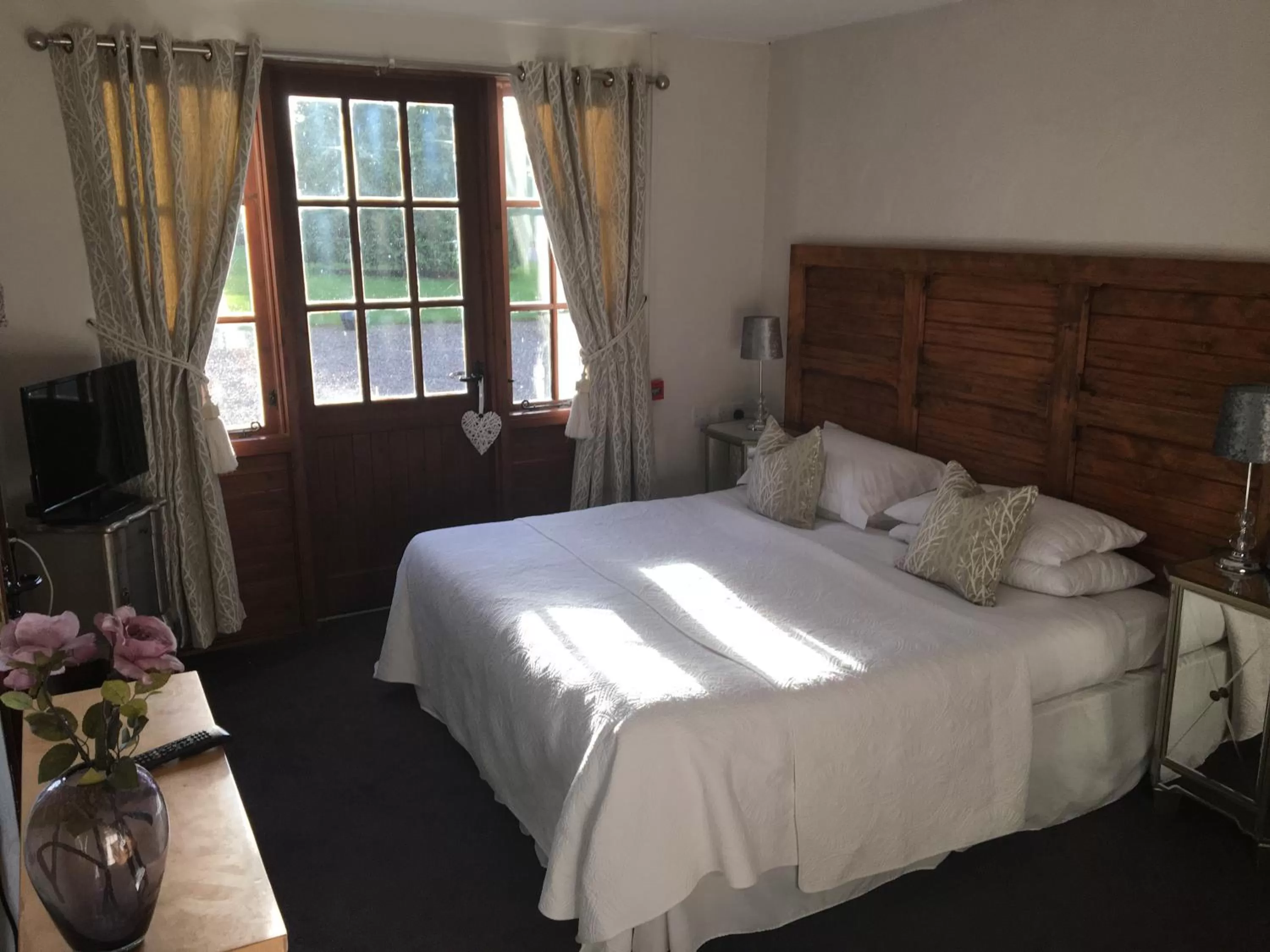 Bed in The Old Station Guest House