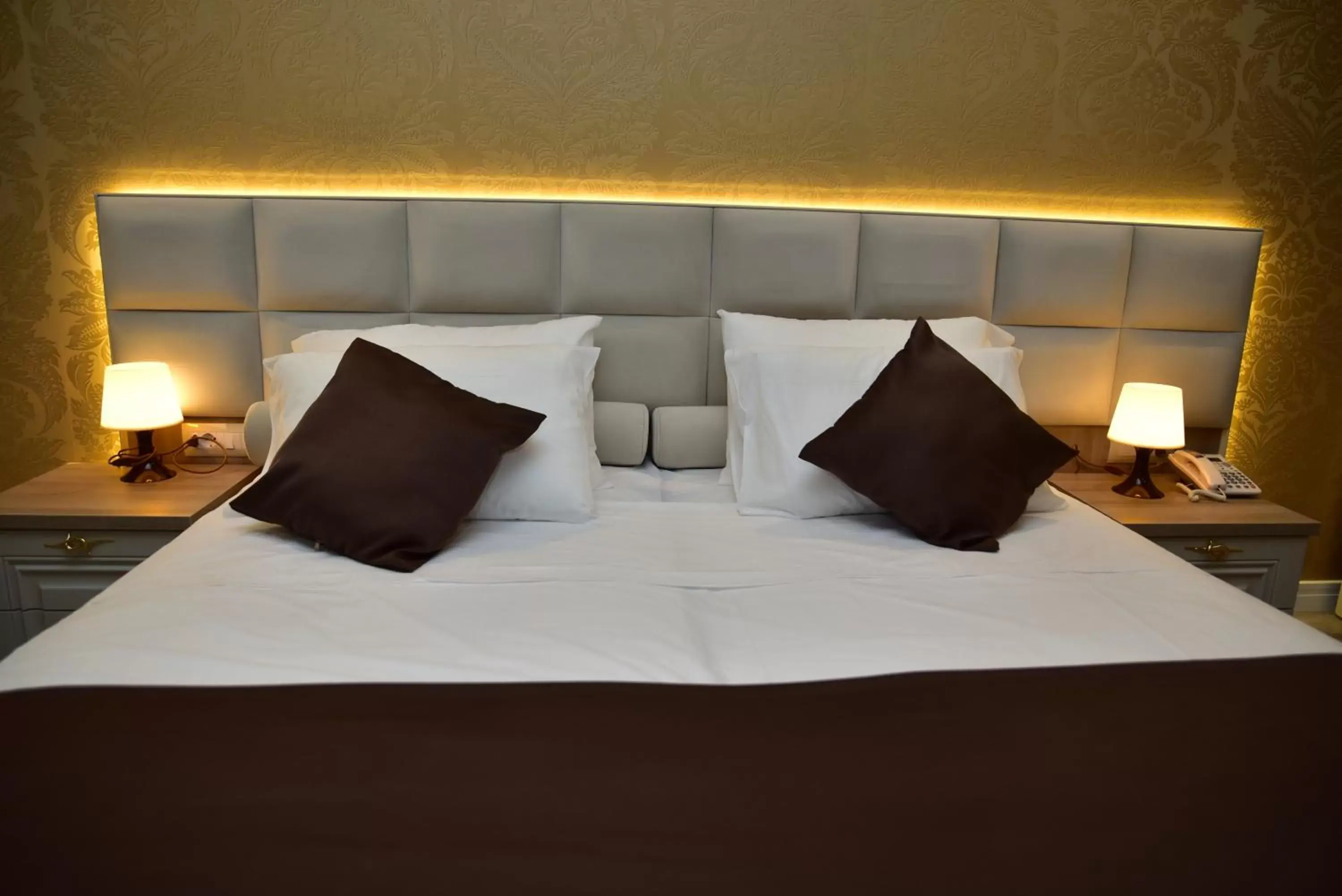 Deluxe Twin Room - single occupancy in The King Resort Deluxe Twin Room - single occupancy in The King Resort