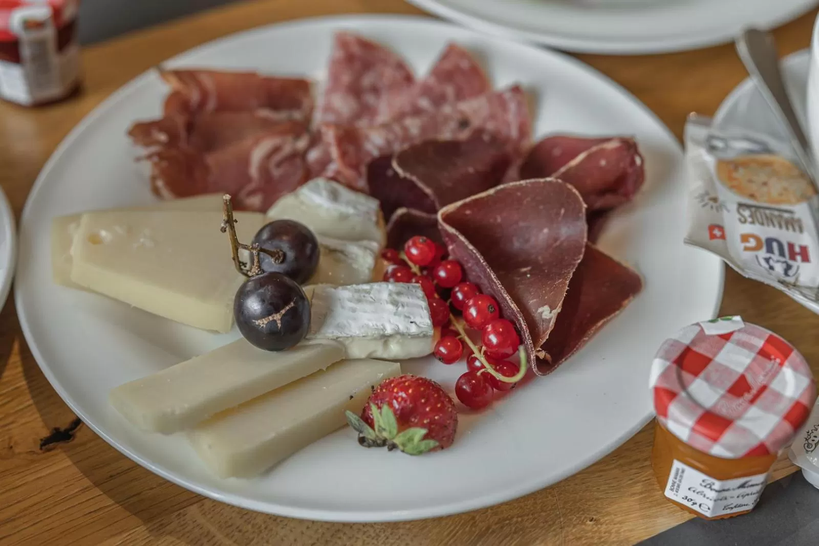 Breakfast in Hotel Sarain Active Mountain Resort