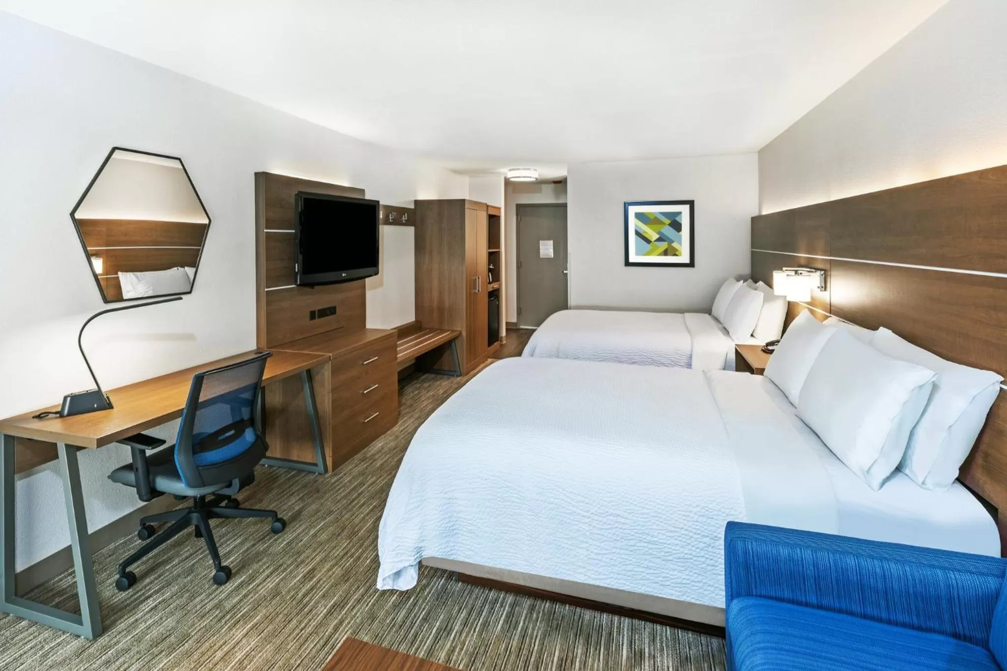 Photo of the whole room, Bed in Holiday Inn Express & Suites Sulphur - Lake Charles by IHG