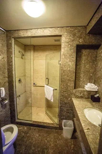 Bathroom in Crown Victoria Hotel Tulungagung