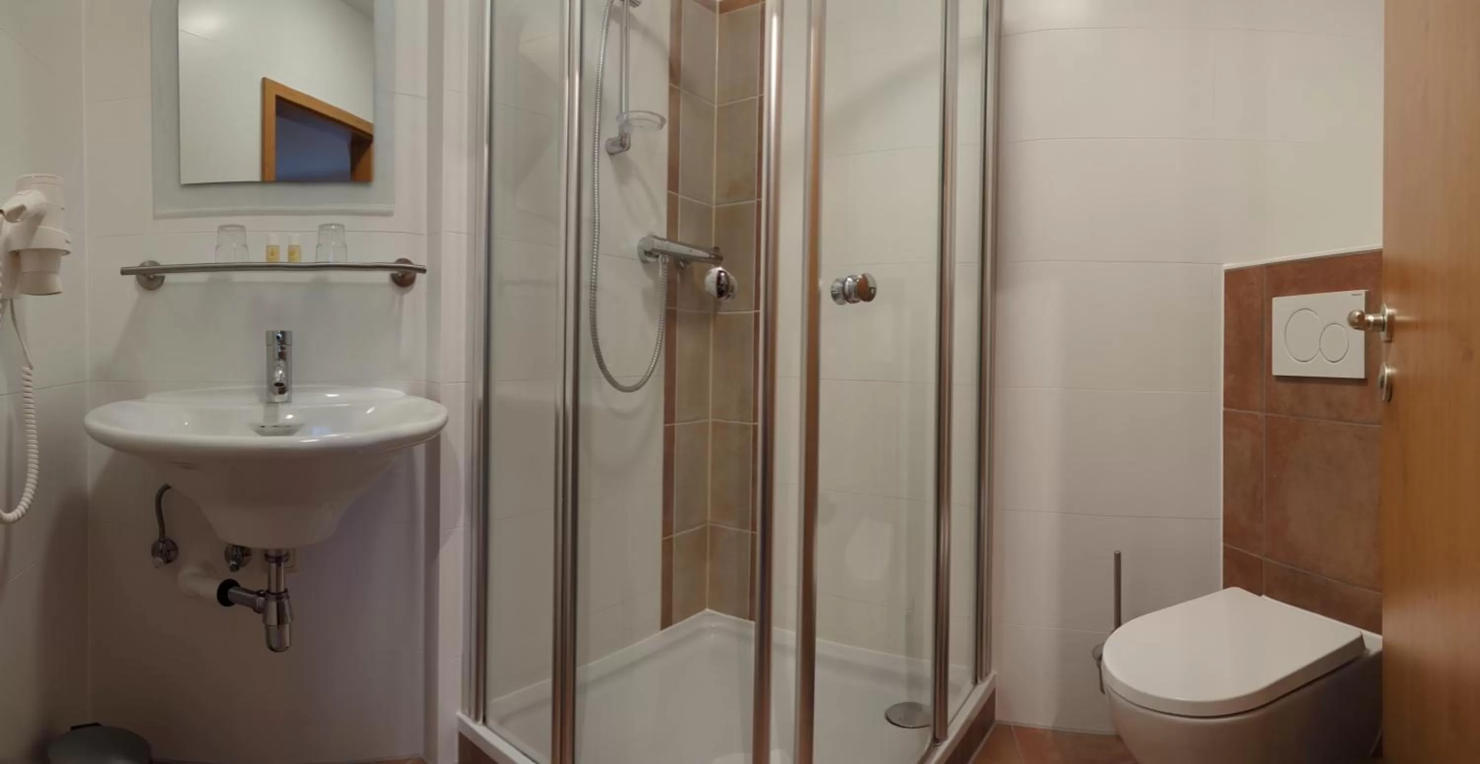 Bathroom in PaGa - Parkgaststaette