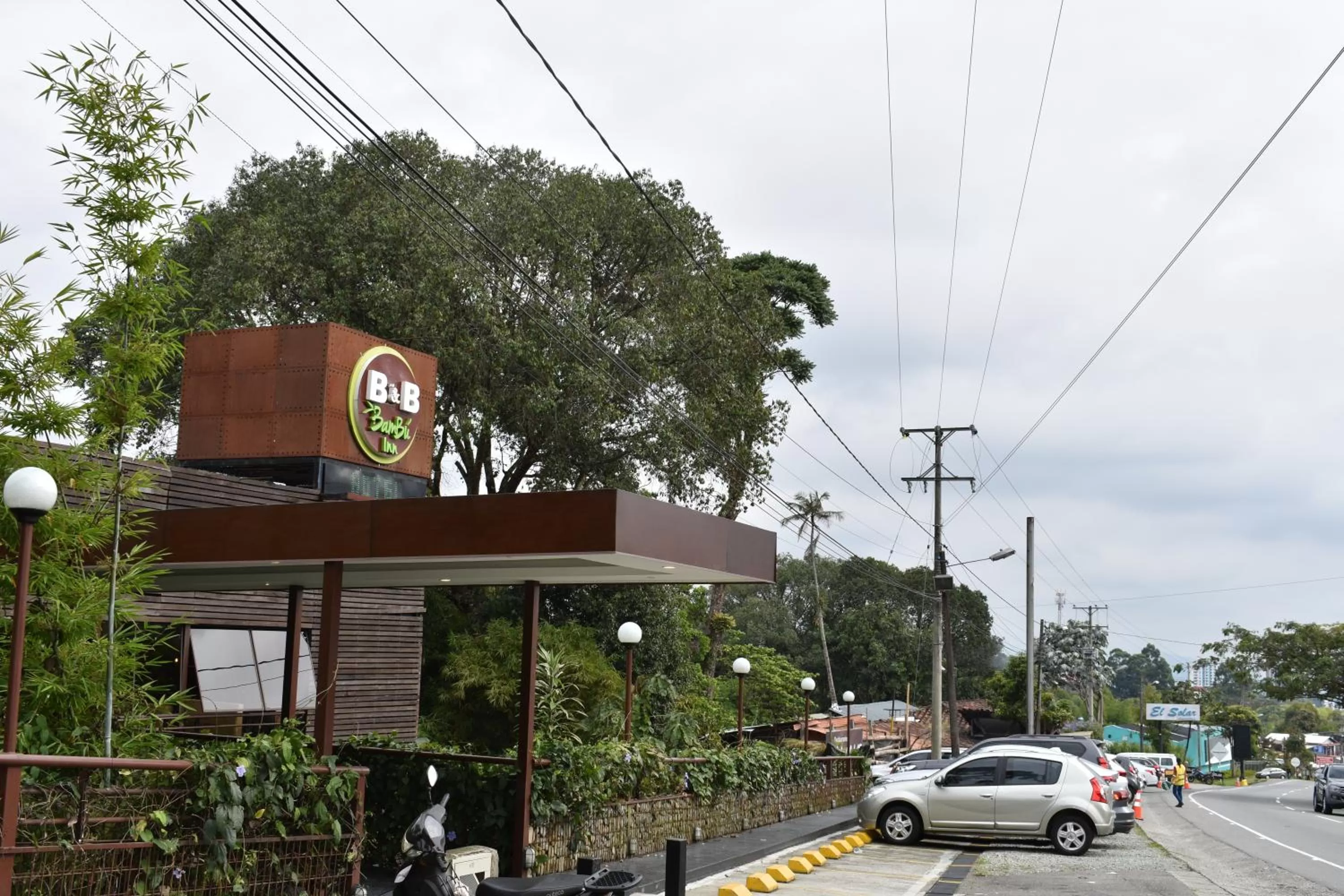 Property logo or sign in Hotel Bambu Inn