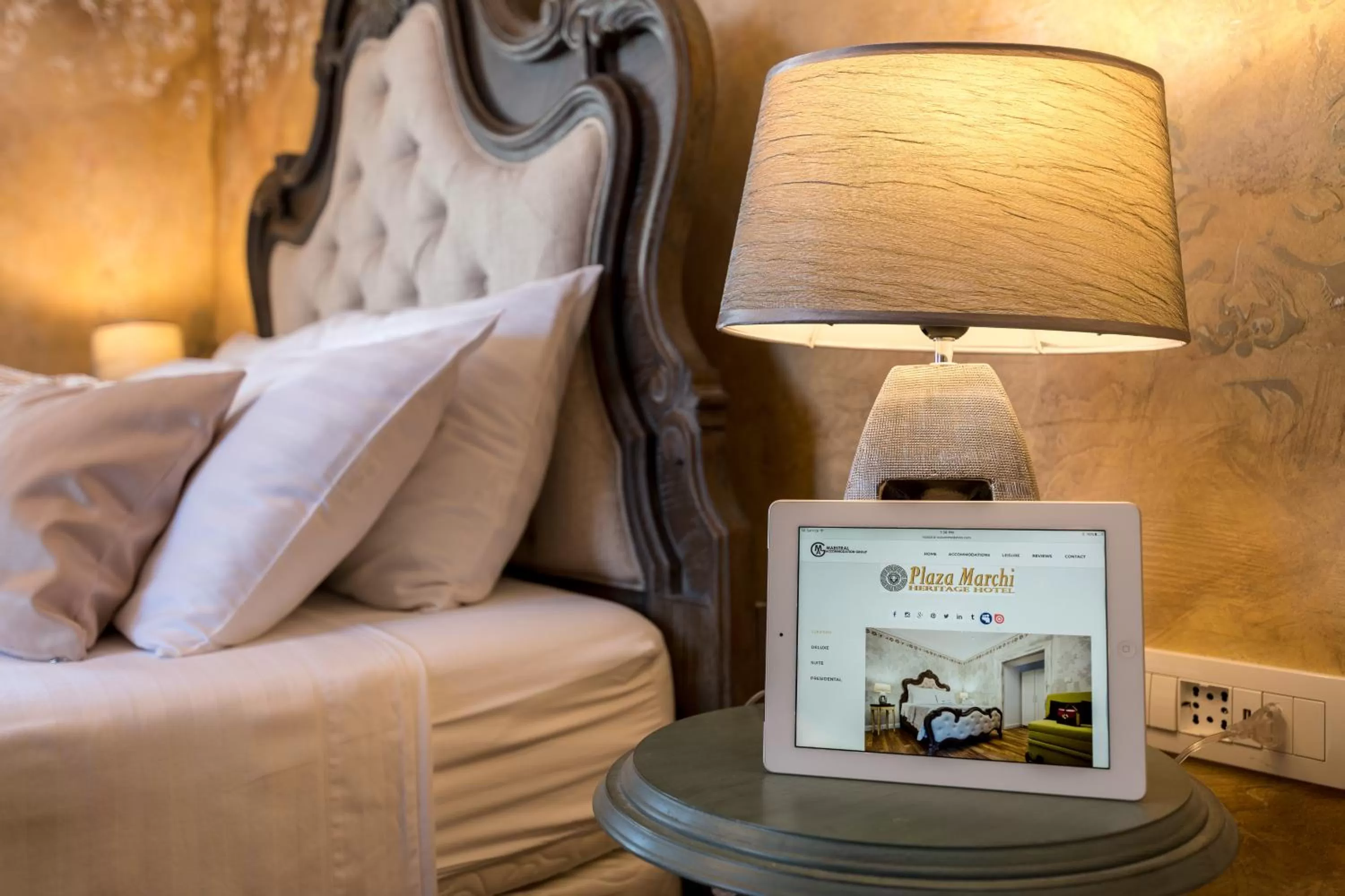 Bed in Plaza Marchi Old Town - MAG Quaint & Elegant Boutique Hotels