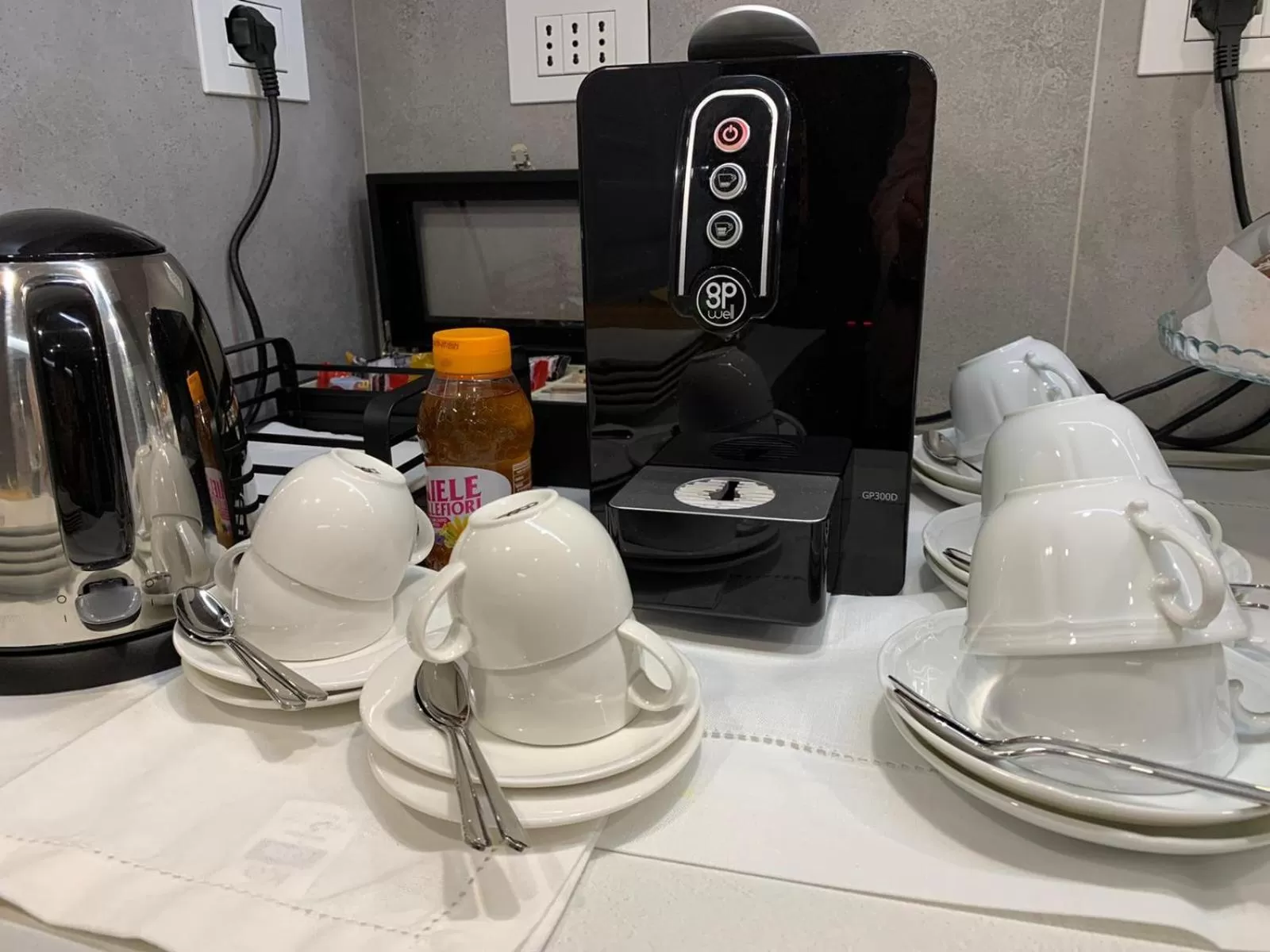 Coffee/tea facilities in B&B Galleria Cavour