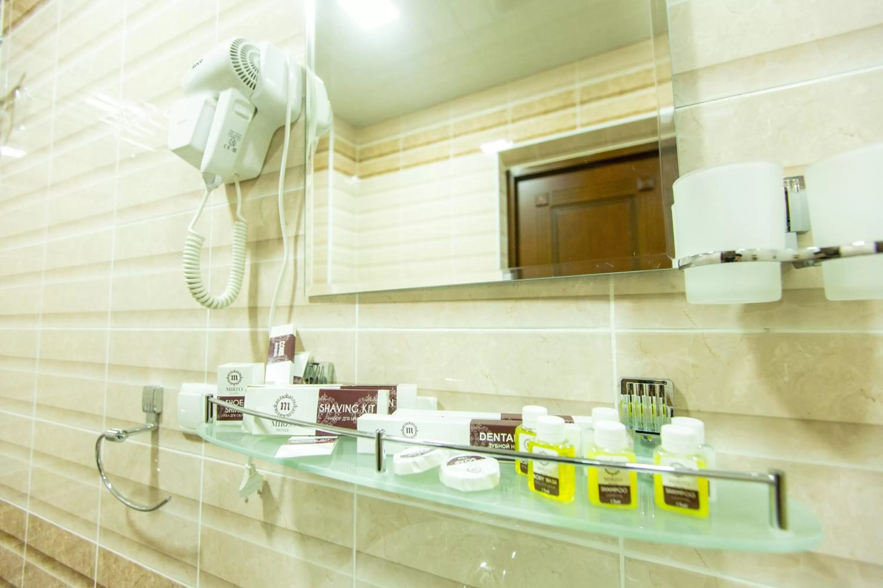 Shower in Mirzo Boutique Hotel