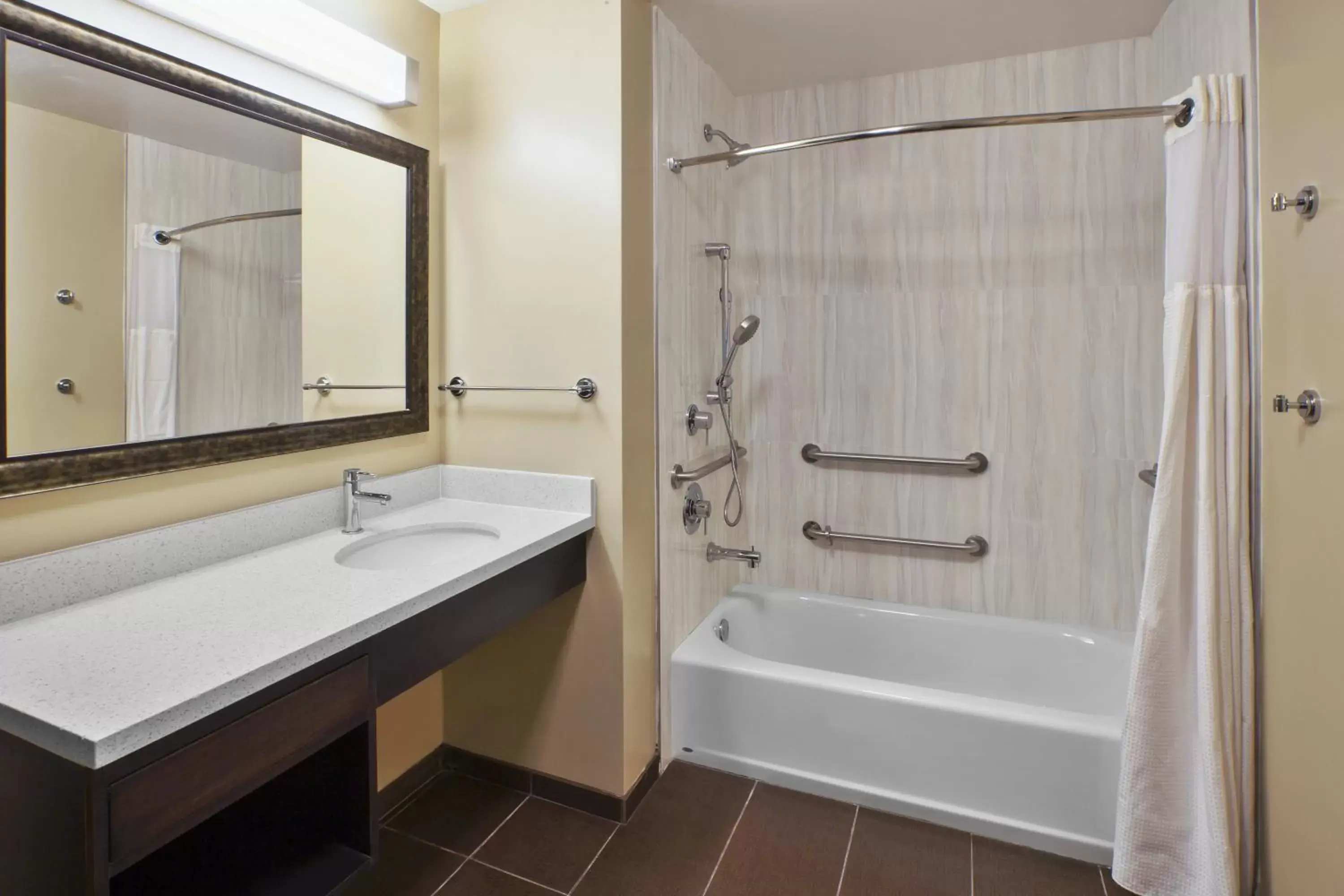 Queen Room with Two Queen Beds - Mobility Access Tub/Non-Smoking in Staybridge Suites - Benton Harbor-St. Joseph by IHG Queen Room with Two Queen Beds - Mobility Access Tub/Non-Smoking in Staybridge Suites - Benton Harbor-St. Joseph by IHG