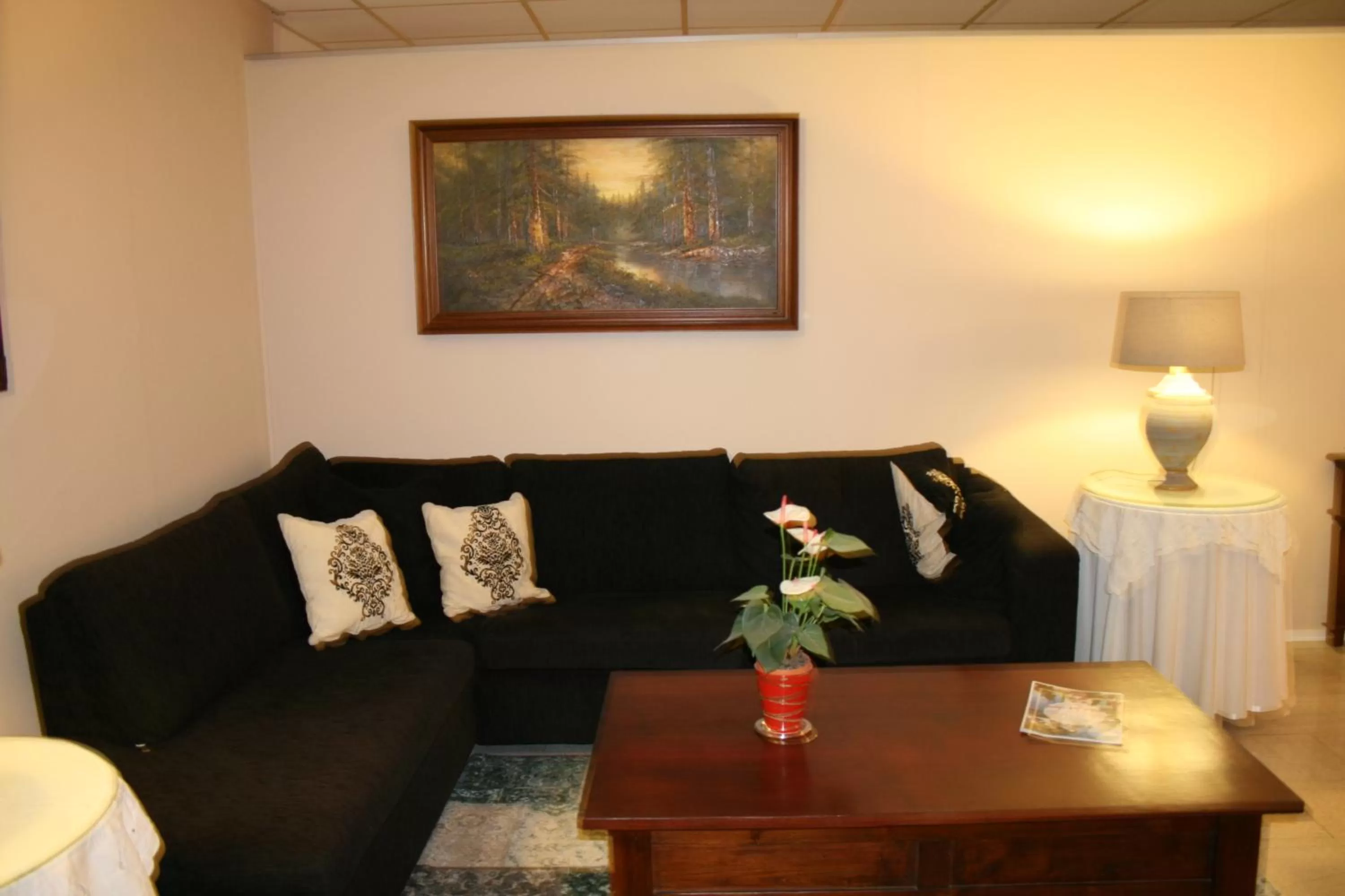 Restaurant/places to eat, Seating Area in B&B De Tobbedanser Harlingen