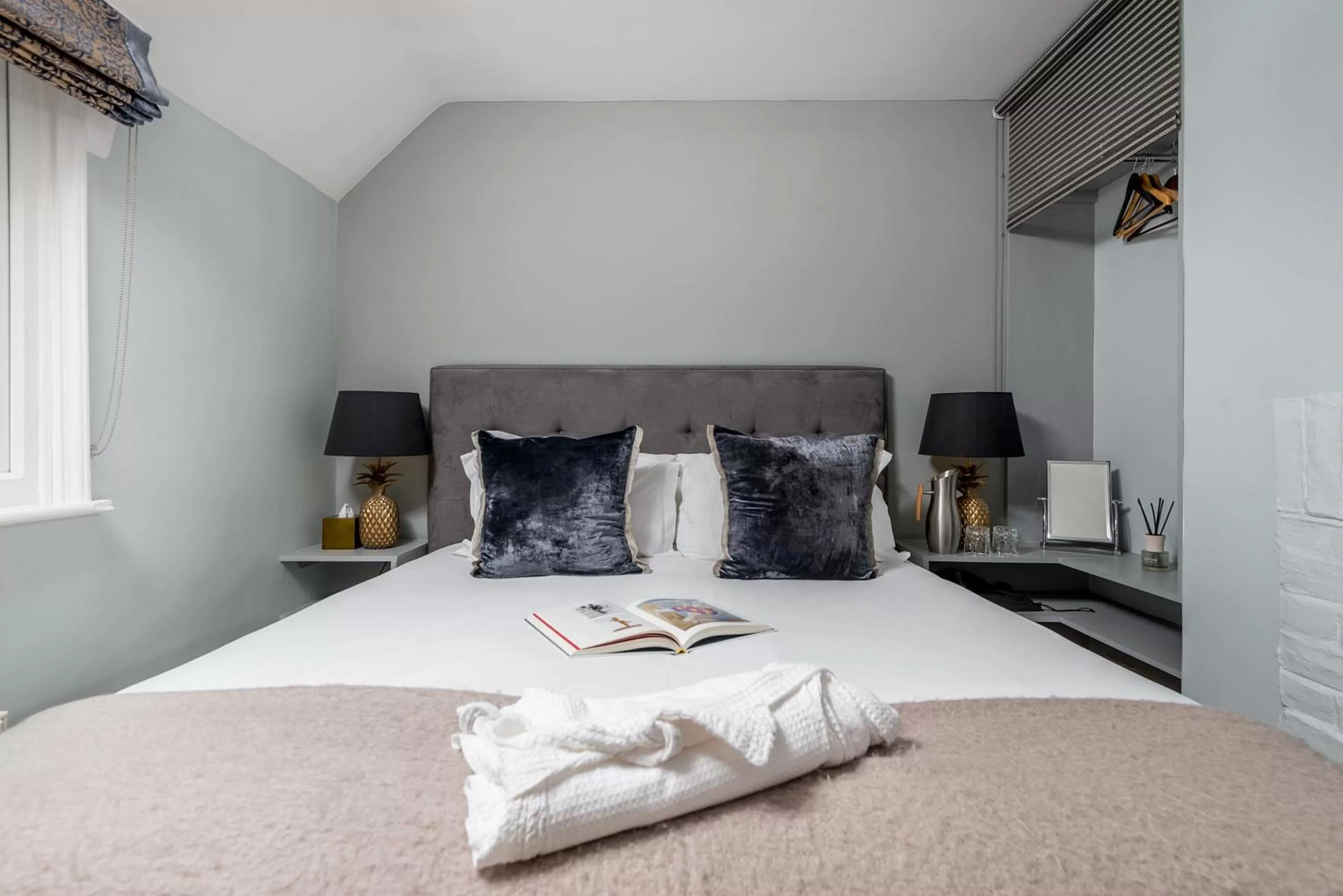 Bedroom, Bed in Crazy Fox Hurley Boutique B&B