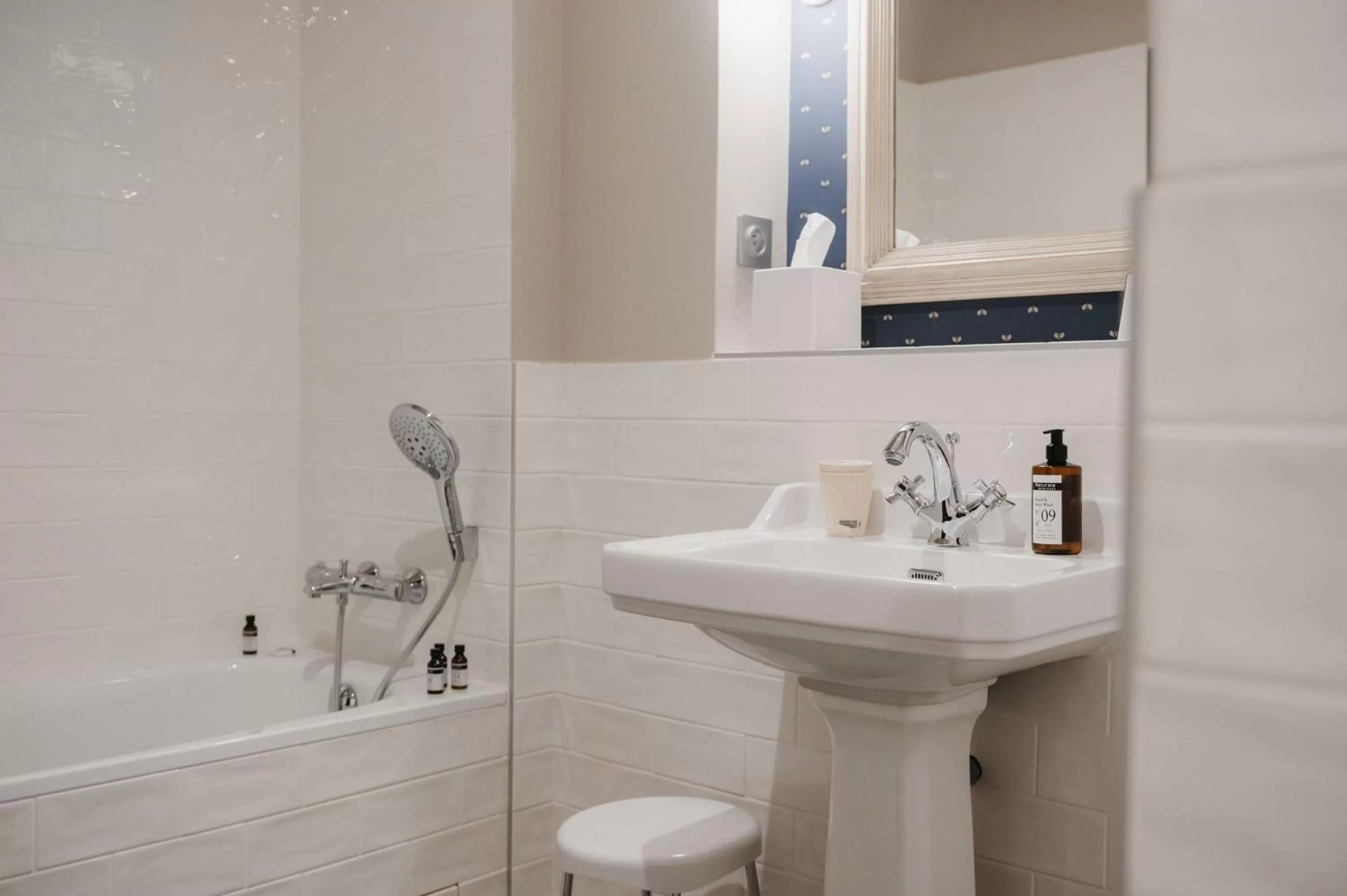 Bathroom in Hotel la Robeyere; BW Signature Collection