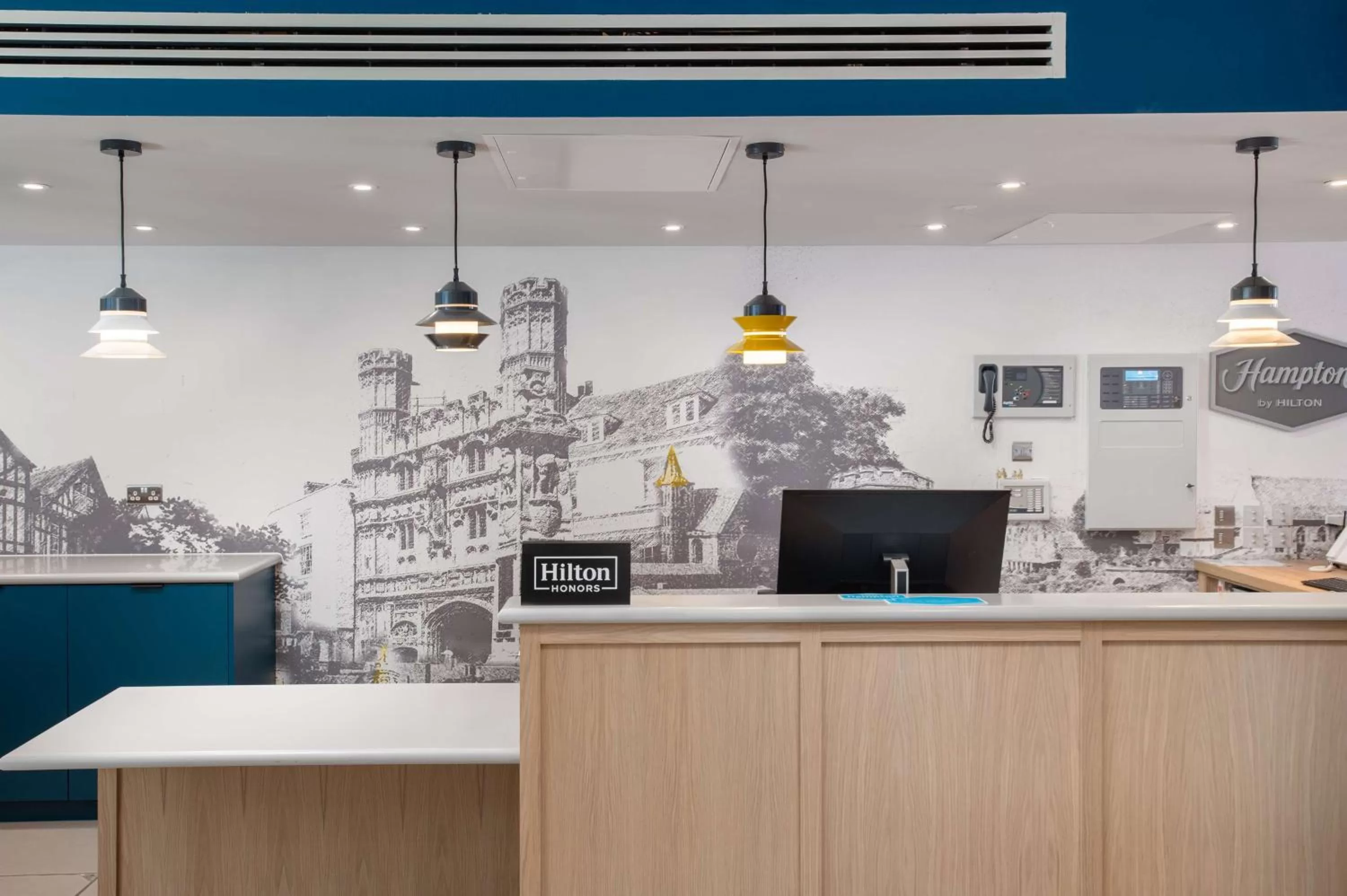 Lobby or reception in Hampton by Hilton Canterbury