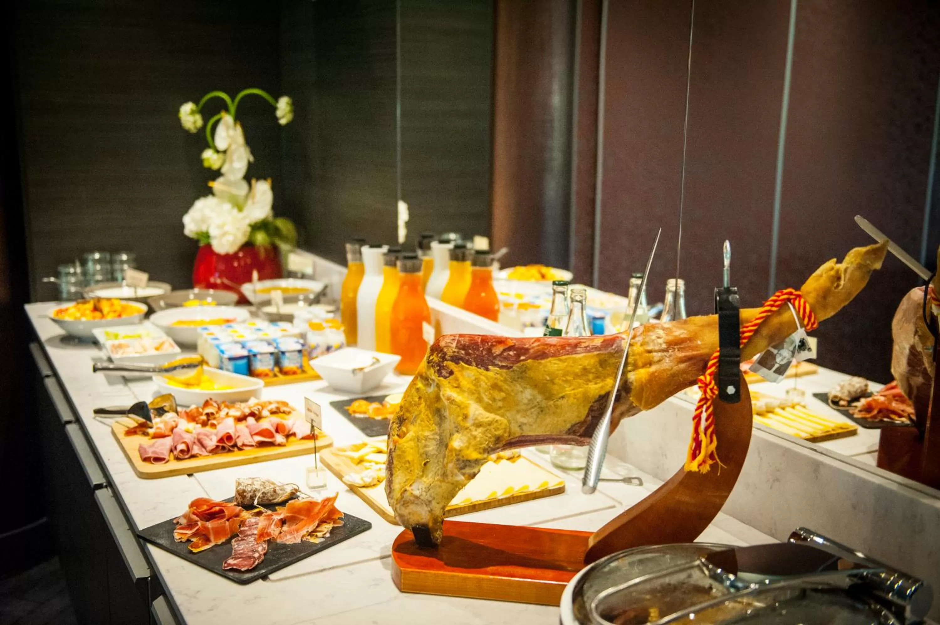 Food in Parc Beaumont Hôtel & Spa Pau - MGallery Collection