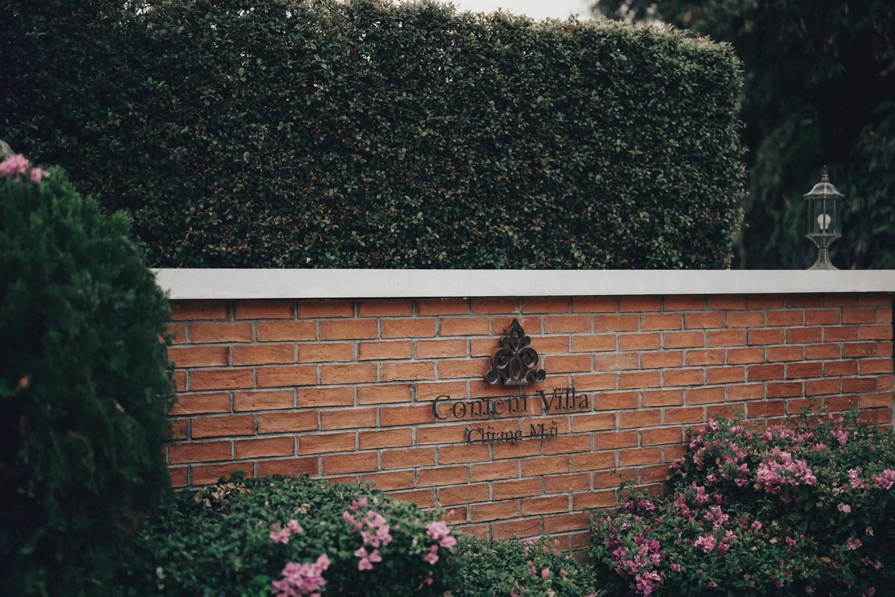 Logo/Certificate/Sign in Content Villa Chiangmai