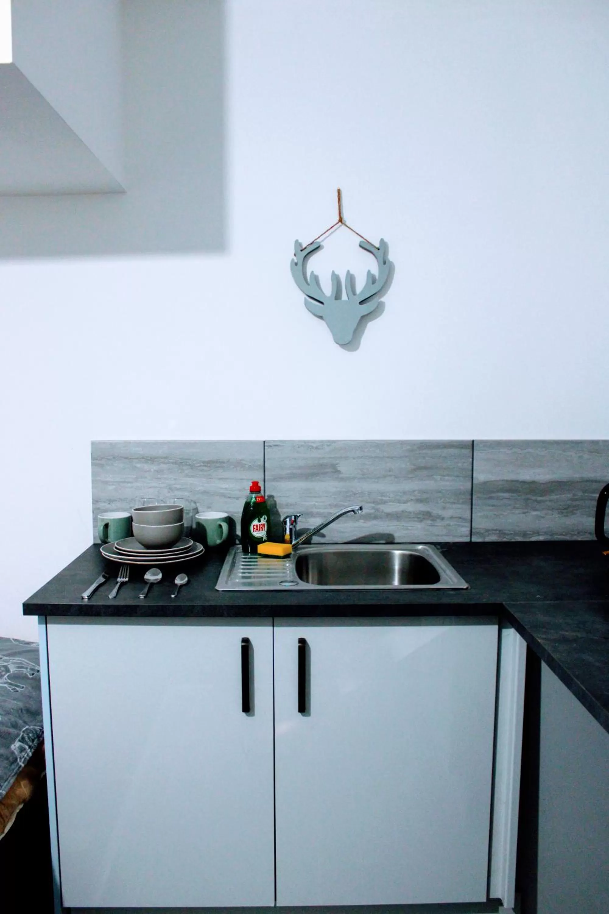 Kitchen or kitchenette in Easy Living Nottingham - Burns Street