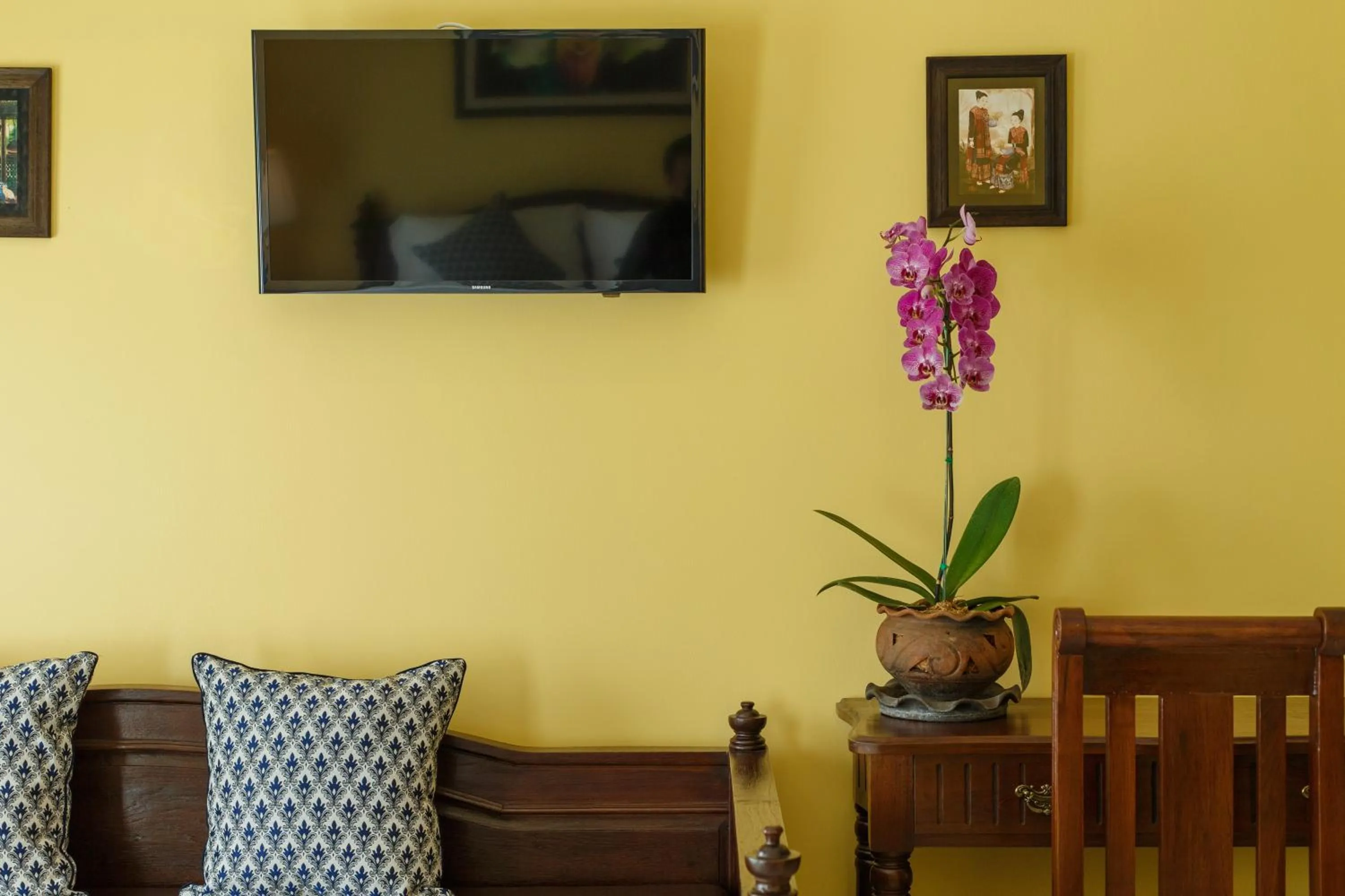 Other in The Velvet Orchid