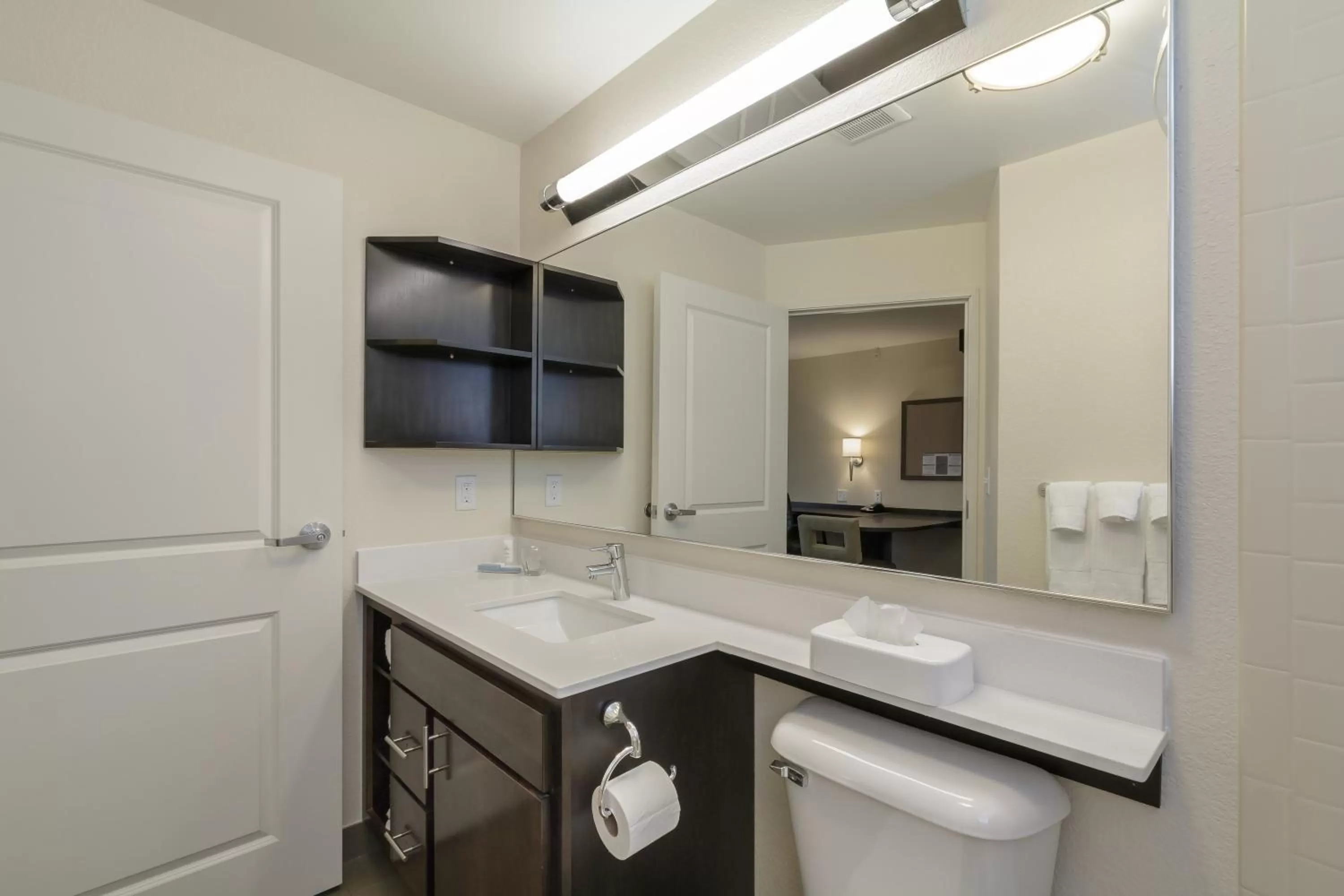 Photo of the whole room in Candlewood Suites Mishawaka by IHG