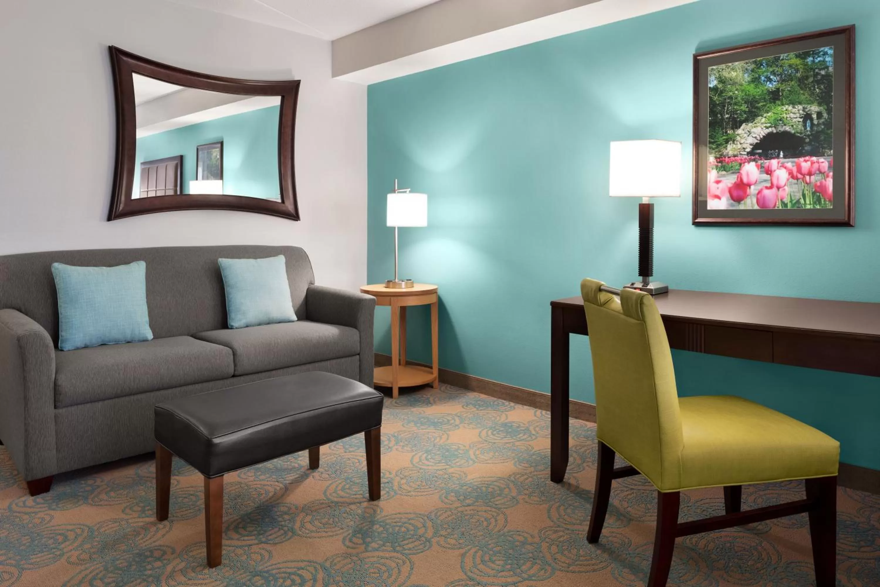 Seating area in The Inn at Saint Mary's