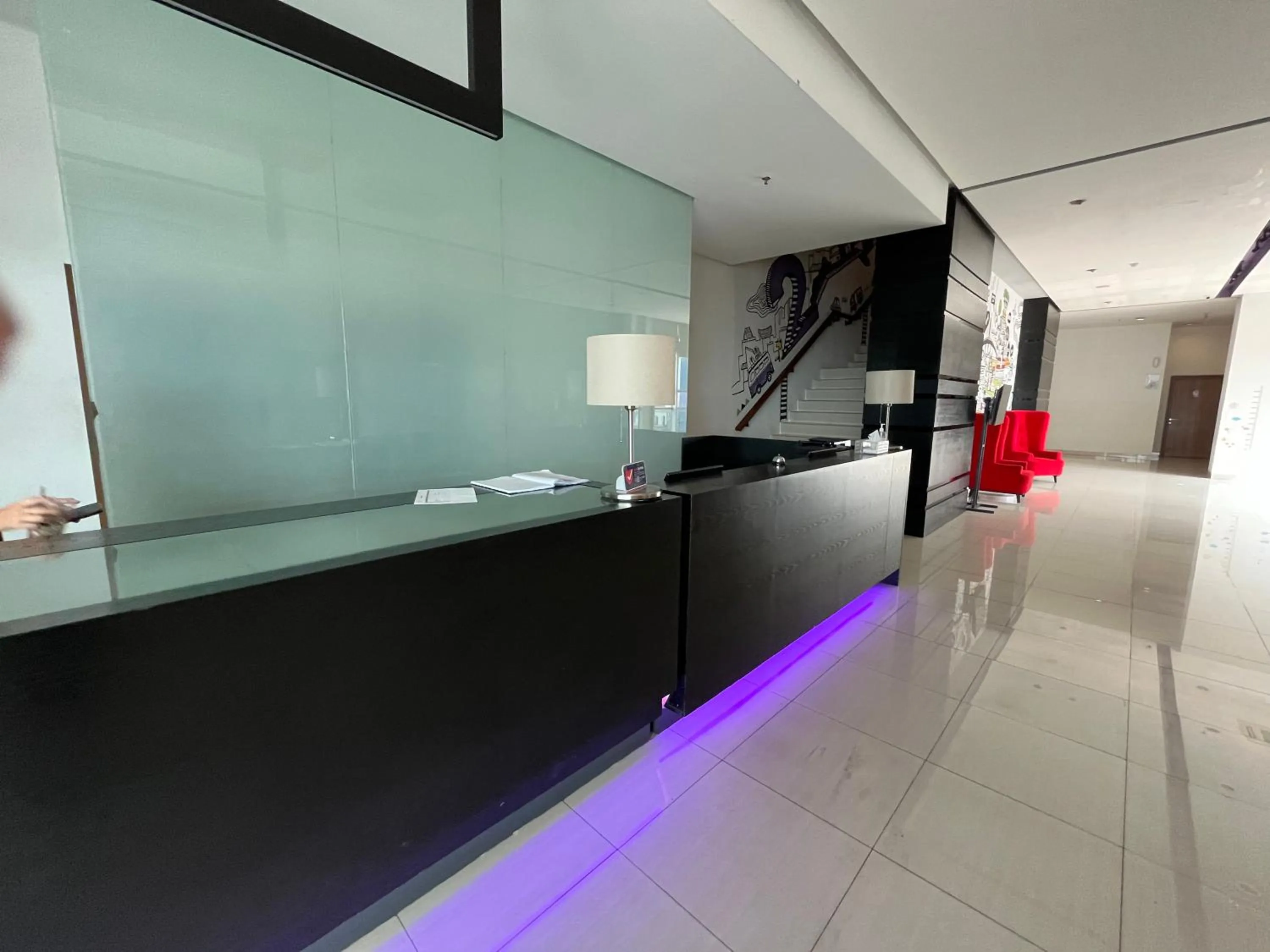 Lobby or reception in Luminor Hotel Metro Indah Bandung - Free Breakfast - Free Exclusive Gym - Free Aesthetic Afternoon Tea or Coffee