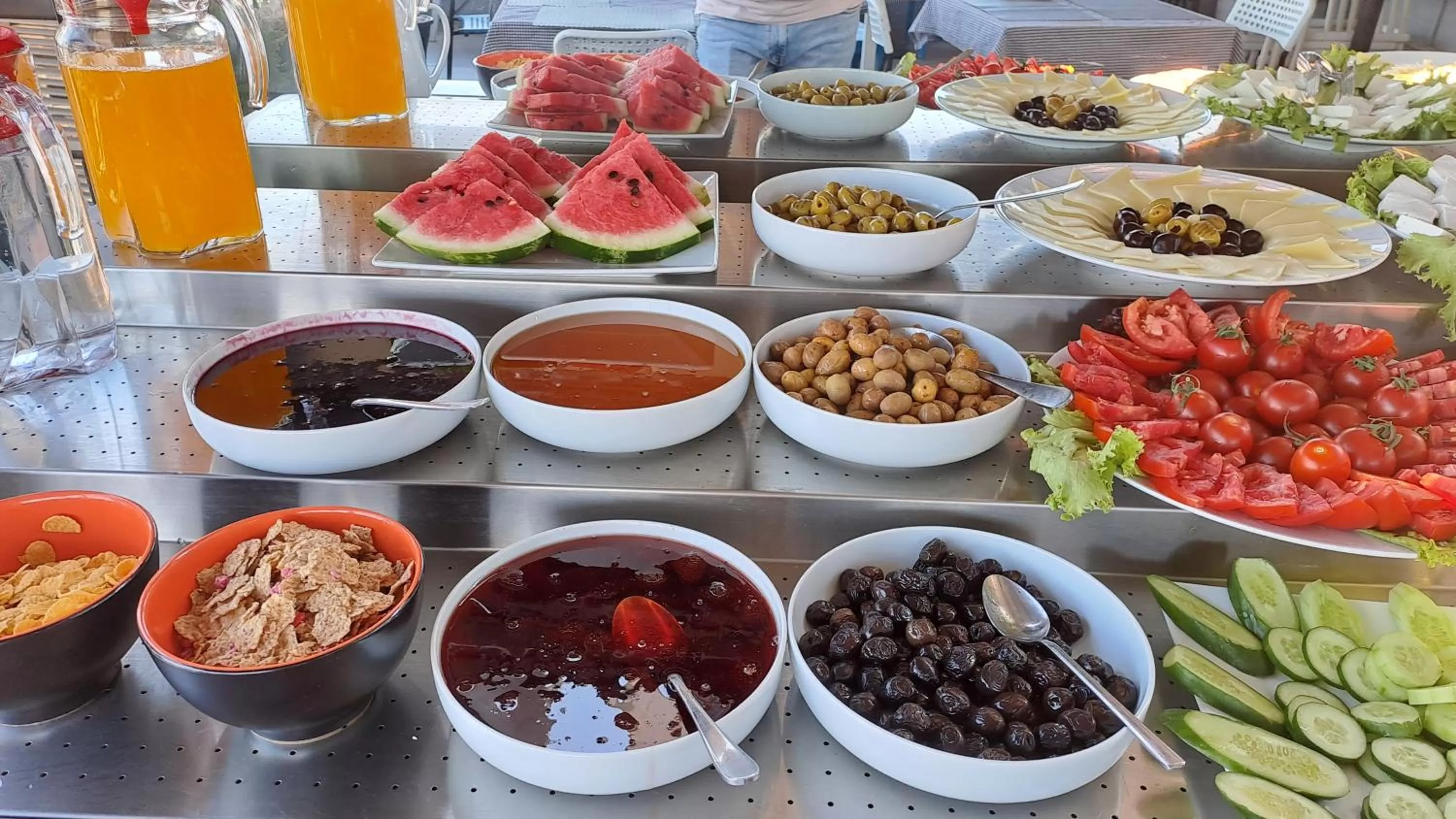 Restaurant/places to eat in Taksim Terrace Hotel