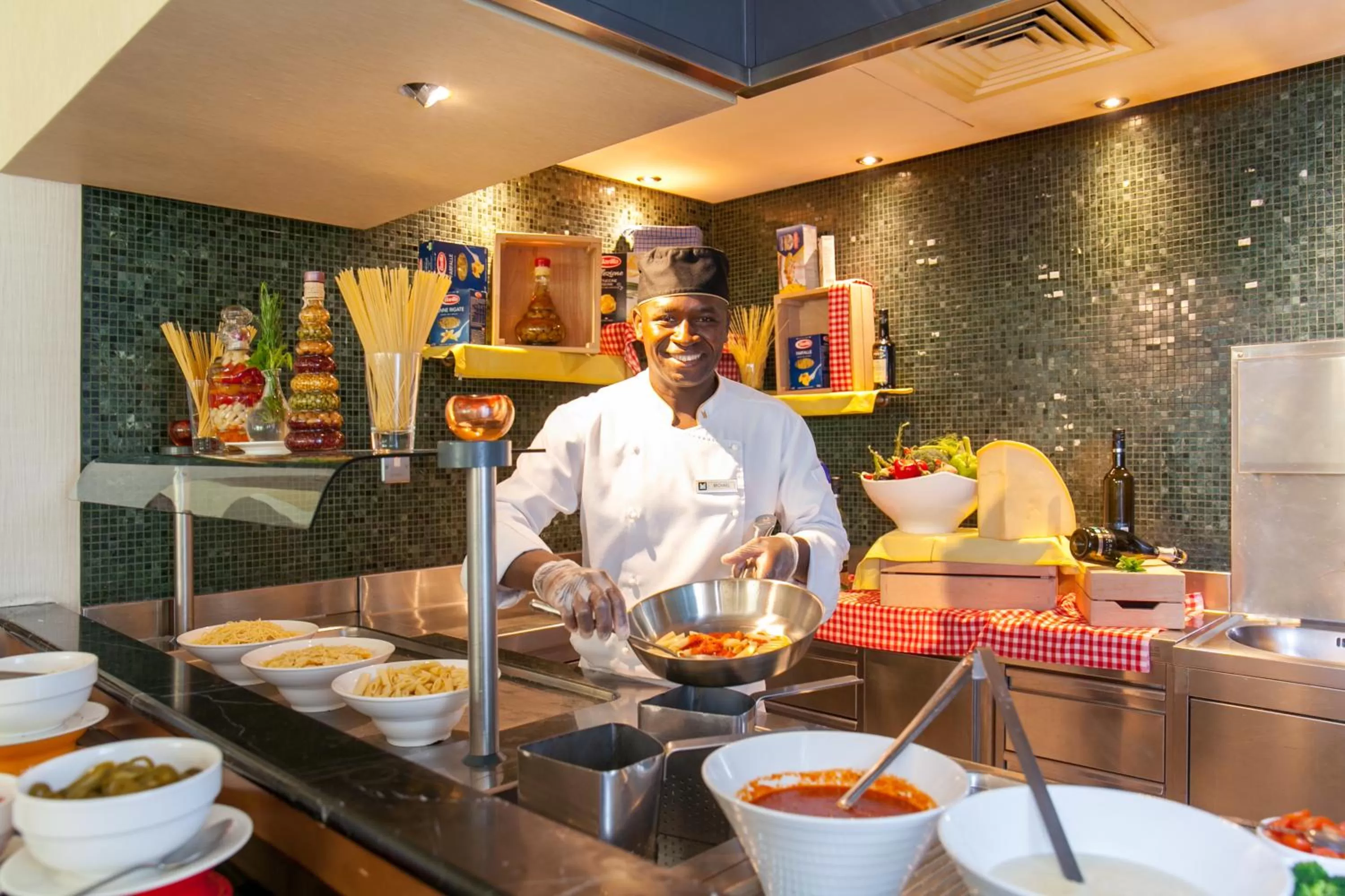 Food and drinks in Copthorne Al Jahra Hotel & Resort