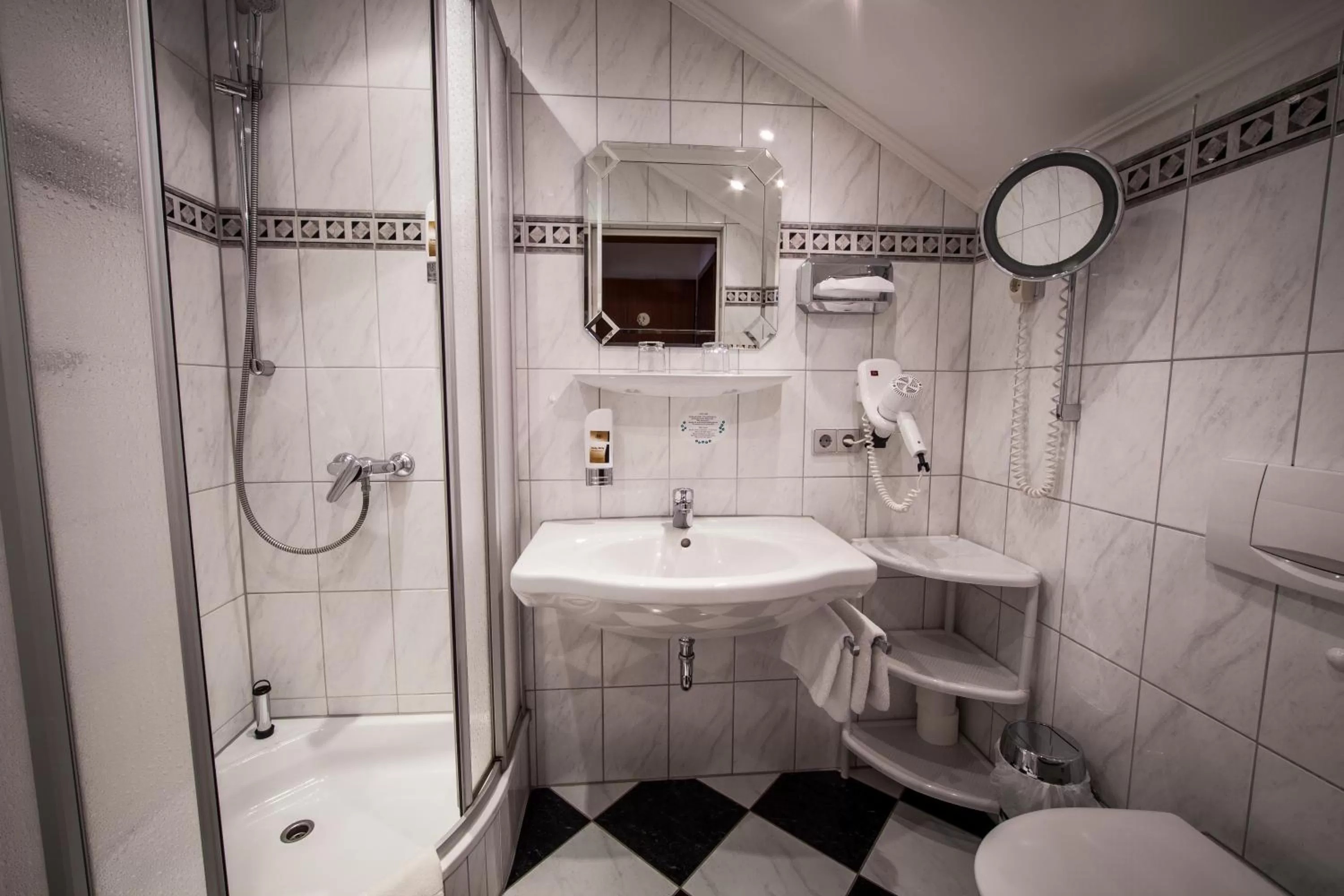 Bathroom in Hotel-Restaurant Hackteufel