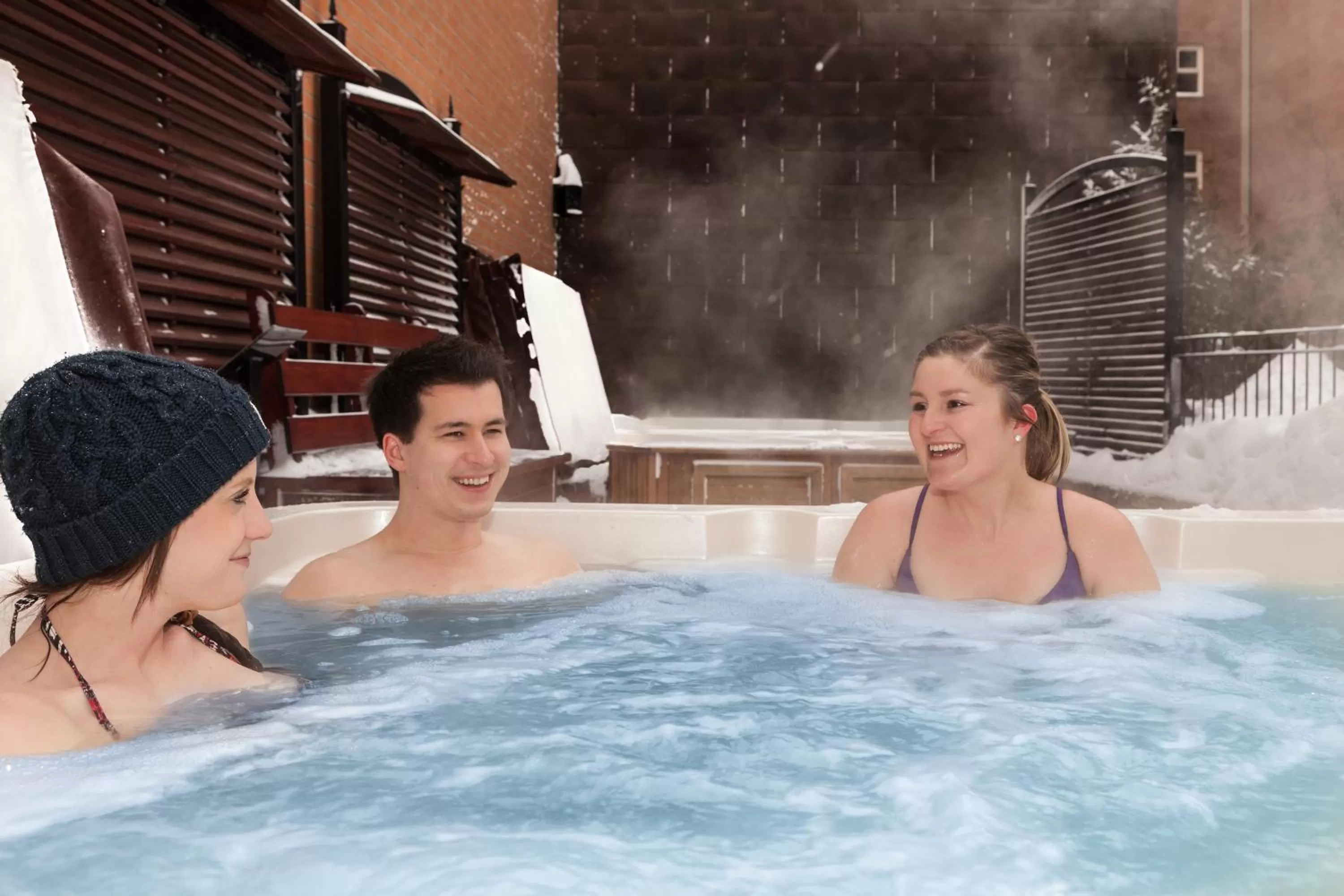 People in Hotel Chateau Laurier Québec