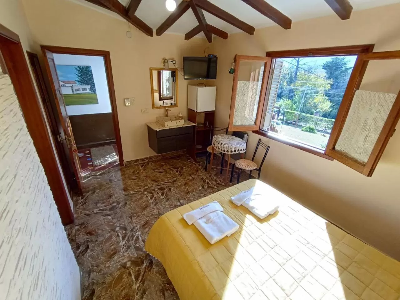 Bed in Castelar - Hotel & Apart