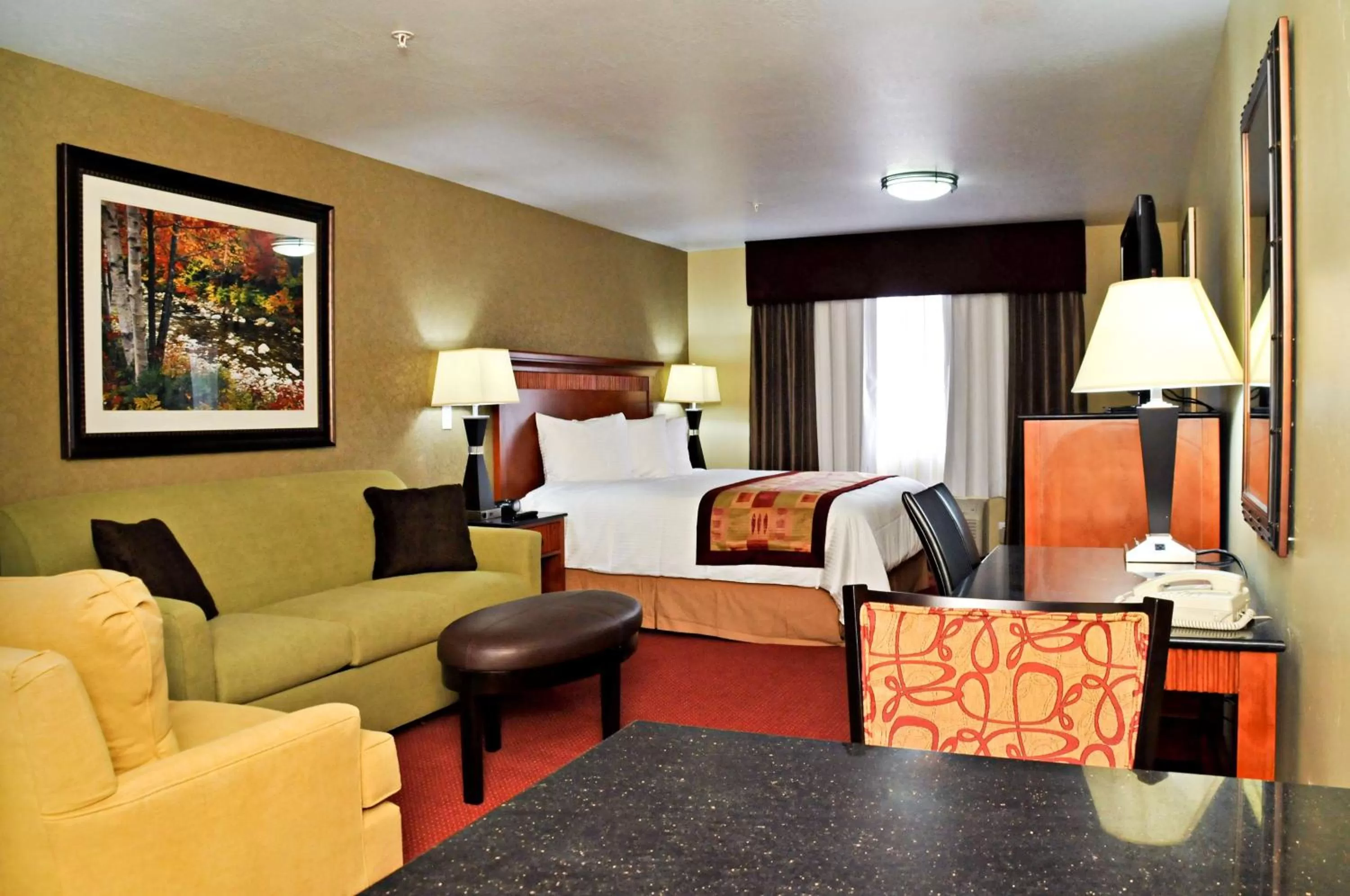Photo of the whole room, Bed in Best Western Plus Layton Park Hotel
