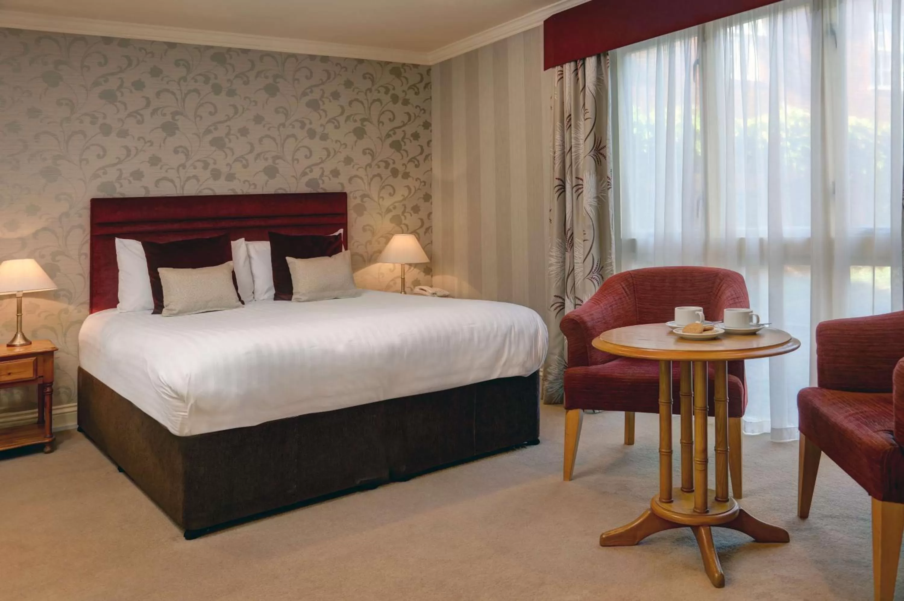 Photo of the whole room, Bed in Knights Hill Hotel & Spa