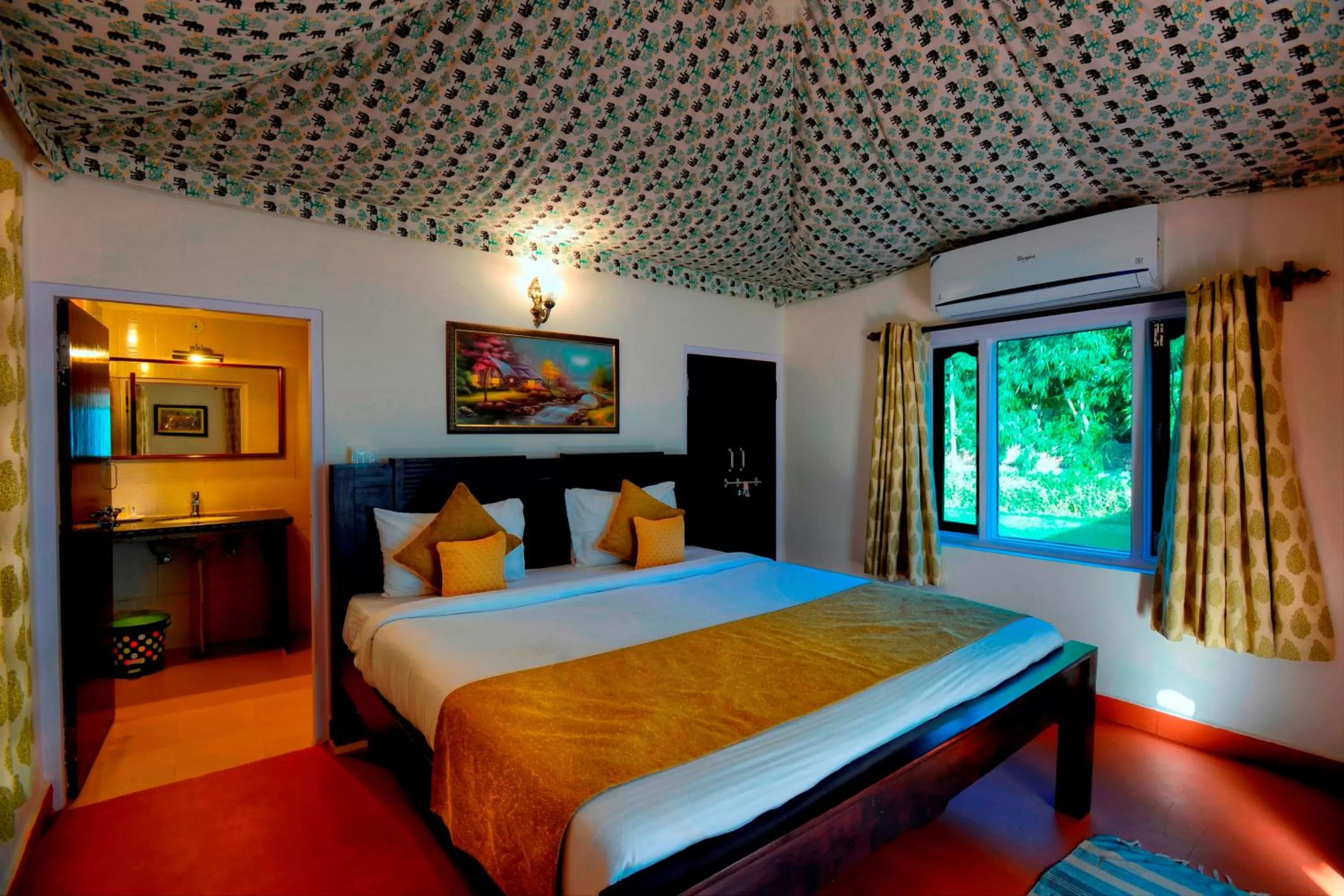 Bedroom, Bed in Ranthambhore Heritage Haveli