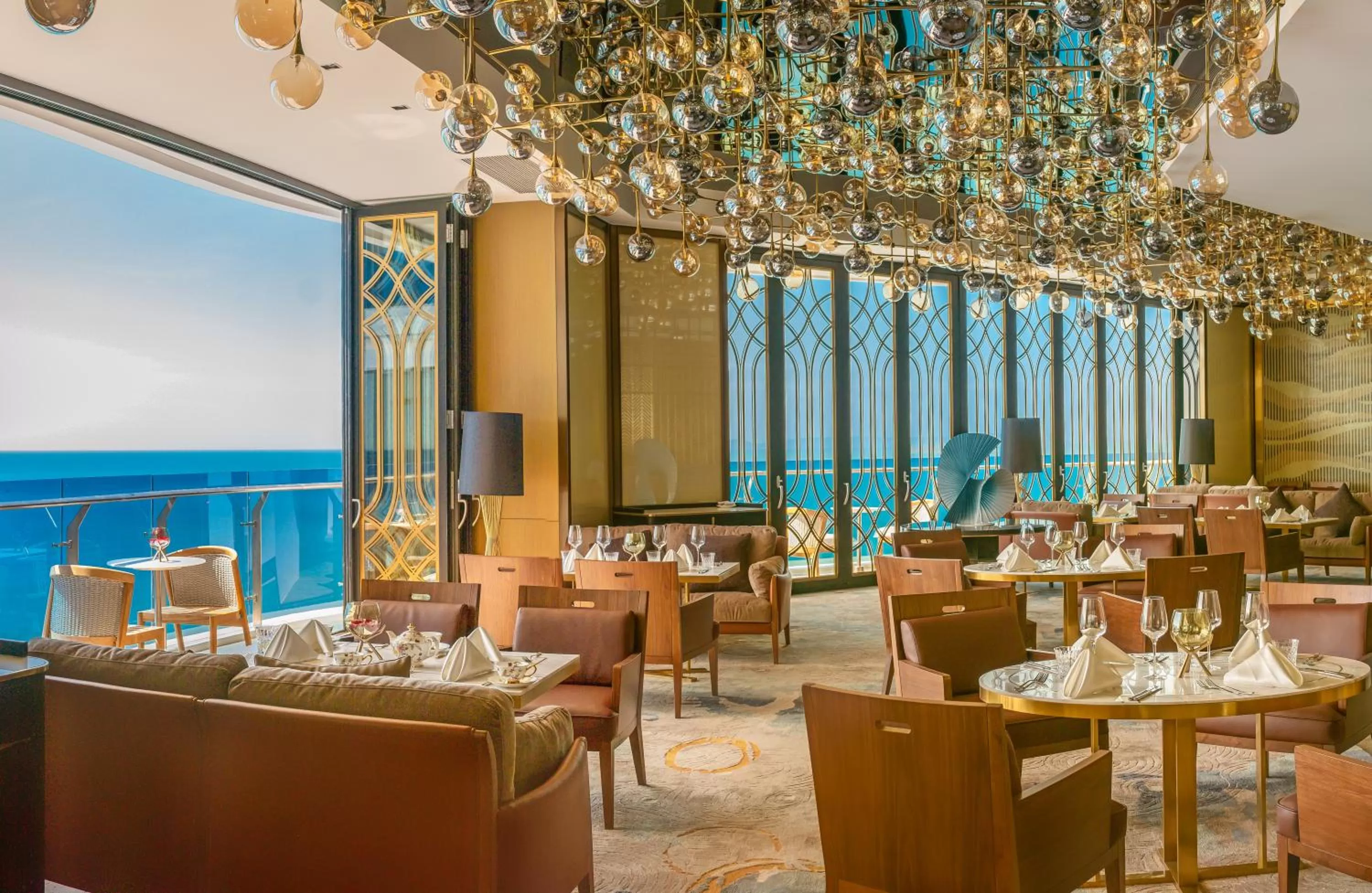 Restaurant/places to eat in Howard Johnson Plaza by Wyndham Blue Bay Sihanoukville