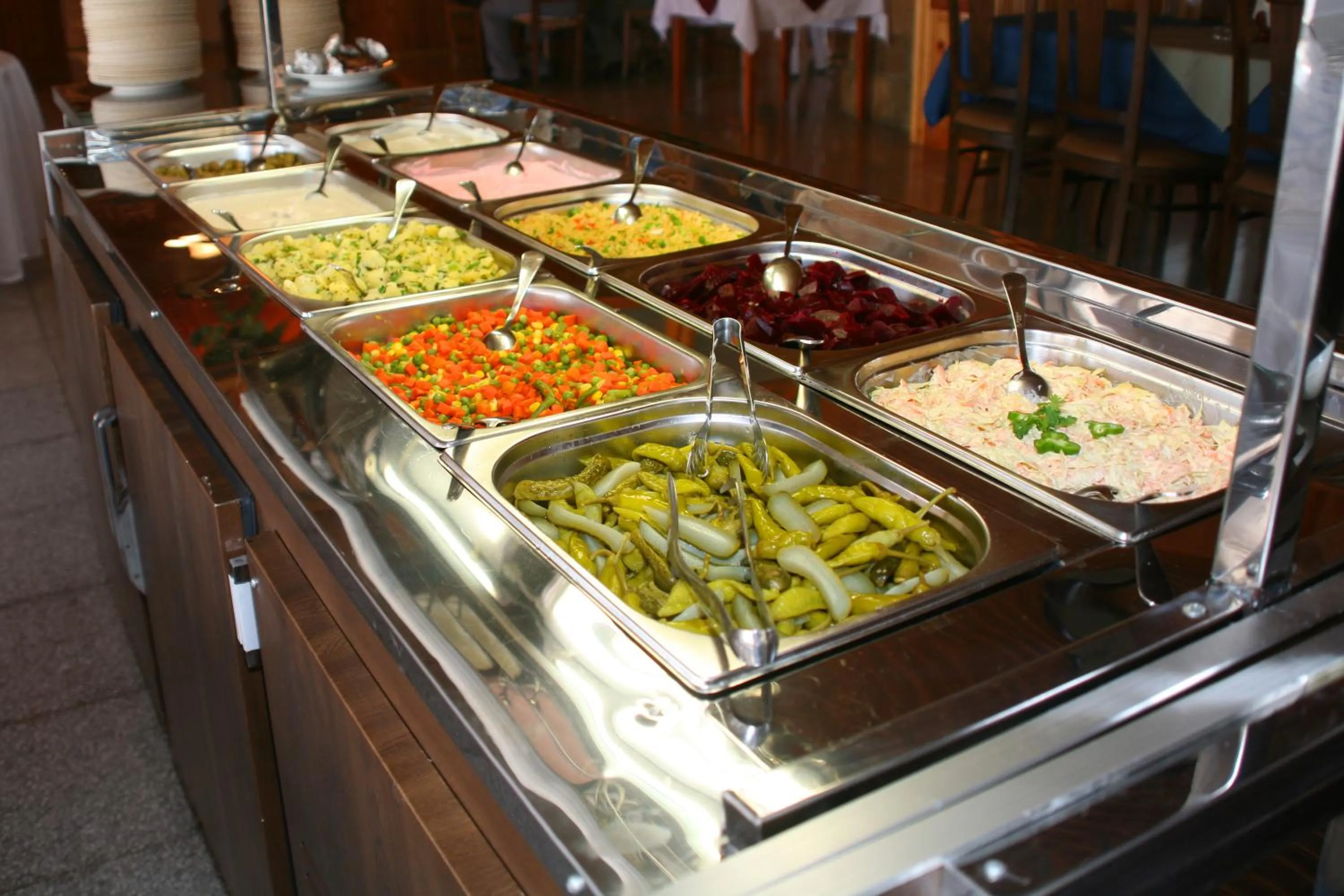 Food and drinks in Petsas Apartments