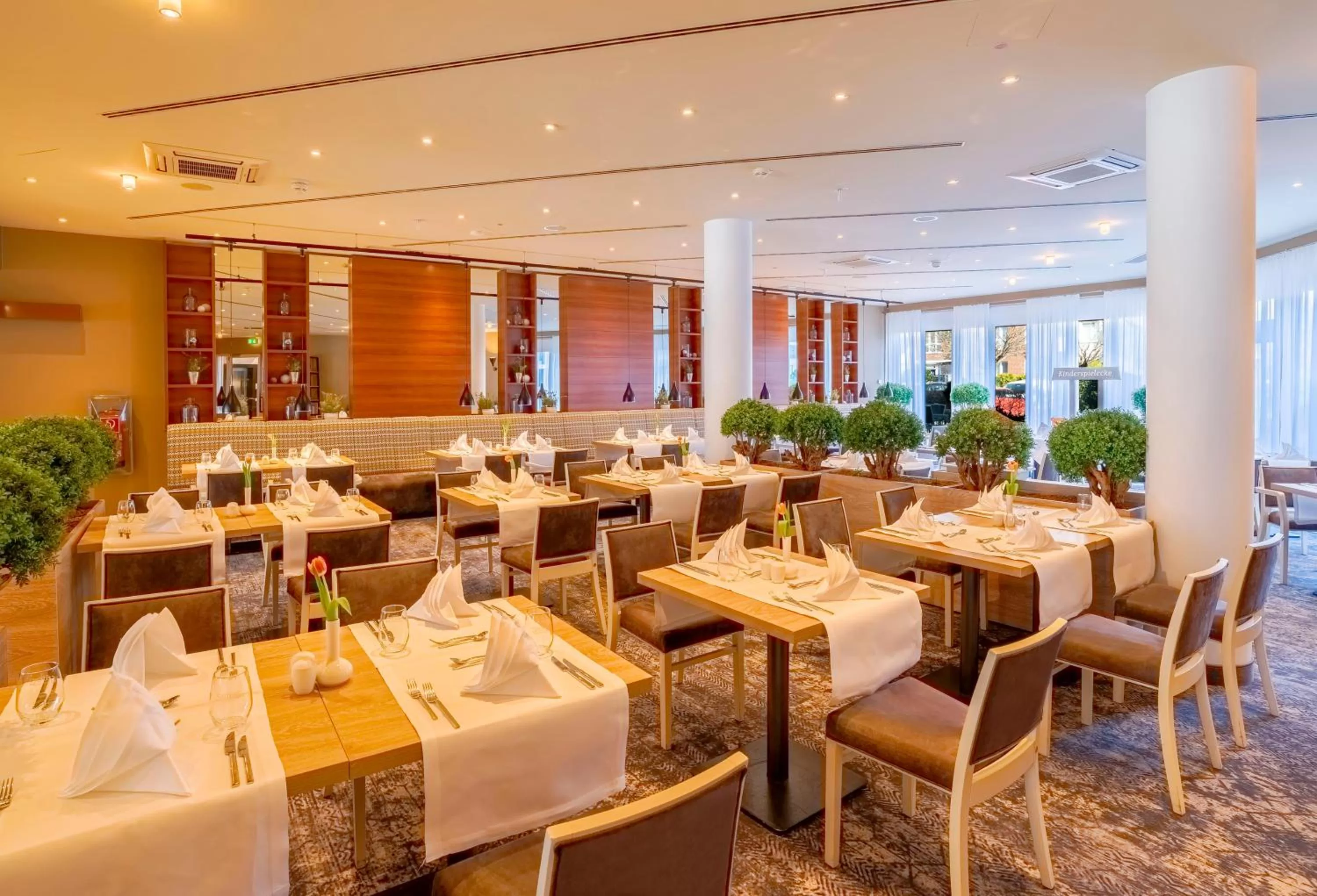 Restaurant/places to eat in Best Western Premier IB Hotel Friedberger Warte