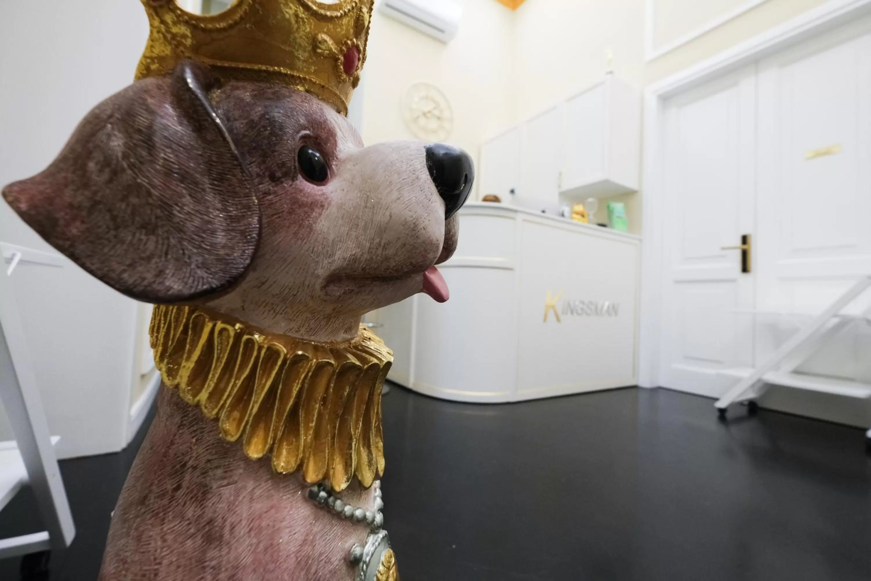 Decorative detail in B&B Kingsman