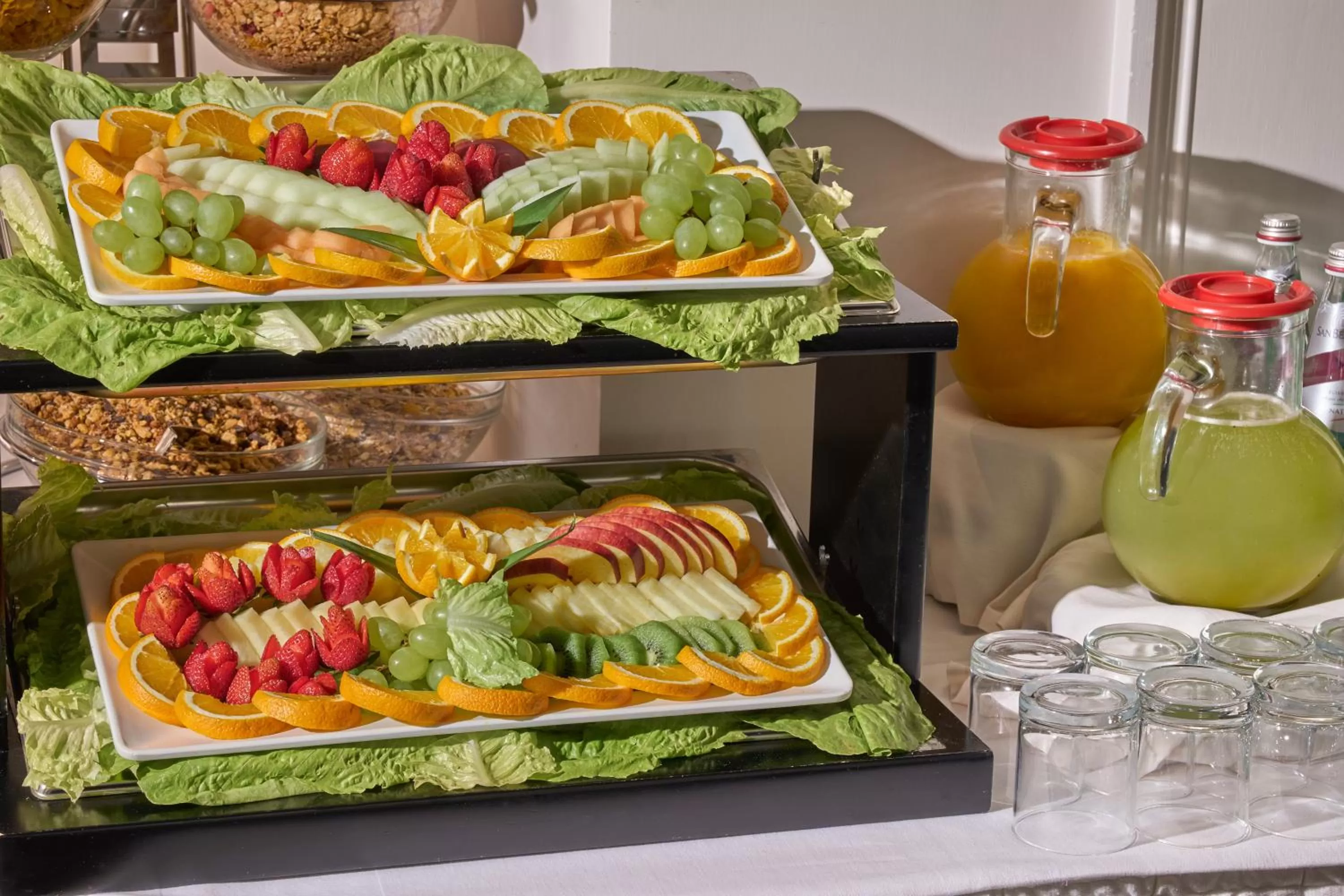 Buffet breakfast in Hotel Degli Artisti