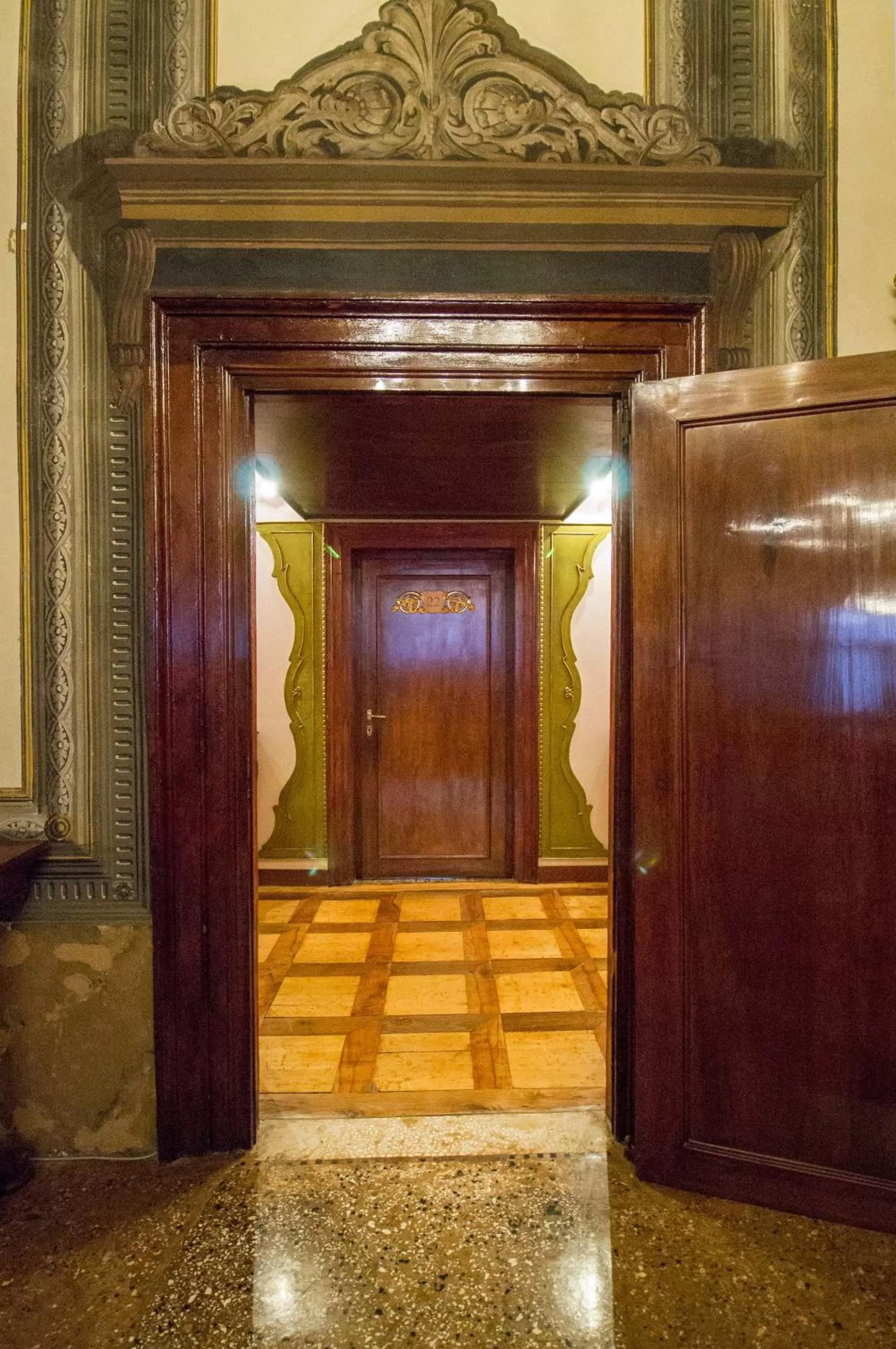 Decorative detail in Hotel Palazzo Abadessa