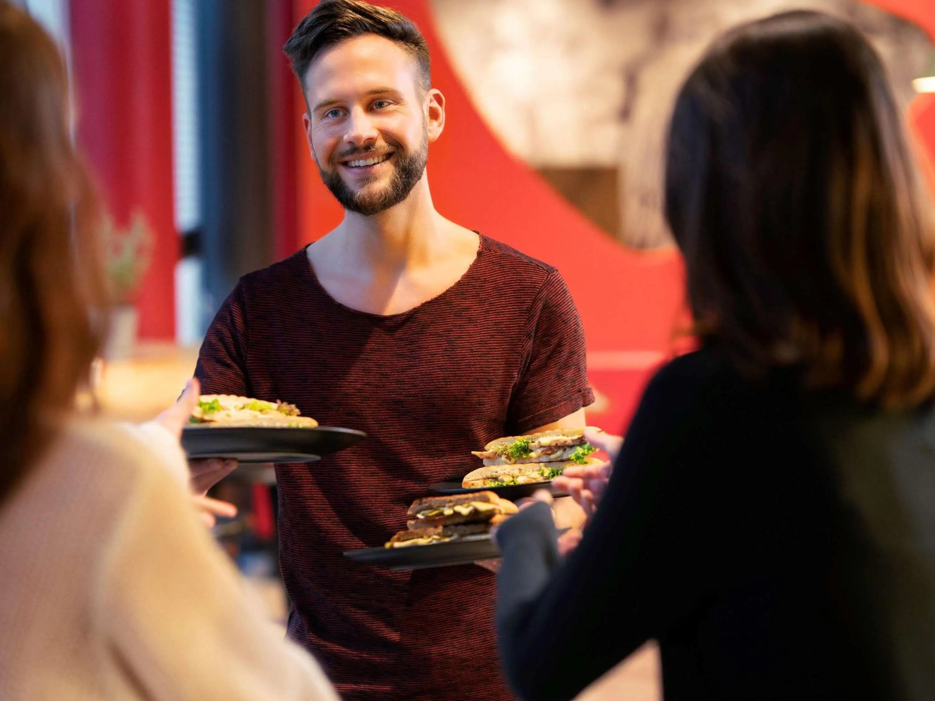 Restaurant/places to eat in ibis Epinay sur Seine - Gennevilliers