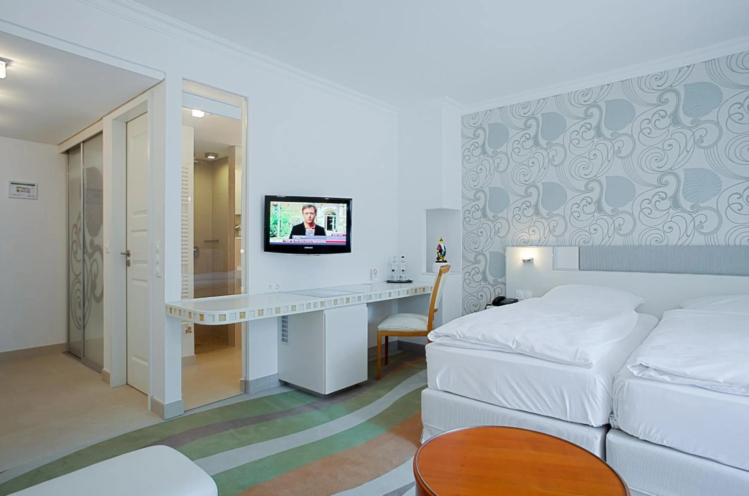 Photo of the whole room, Bed in Ringhotel Strandblick