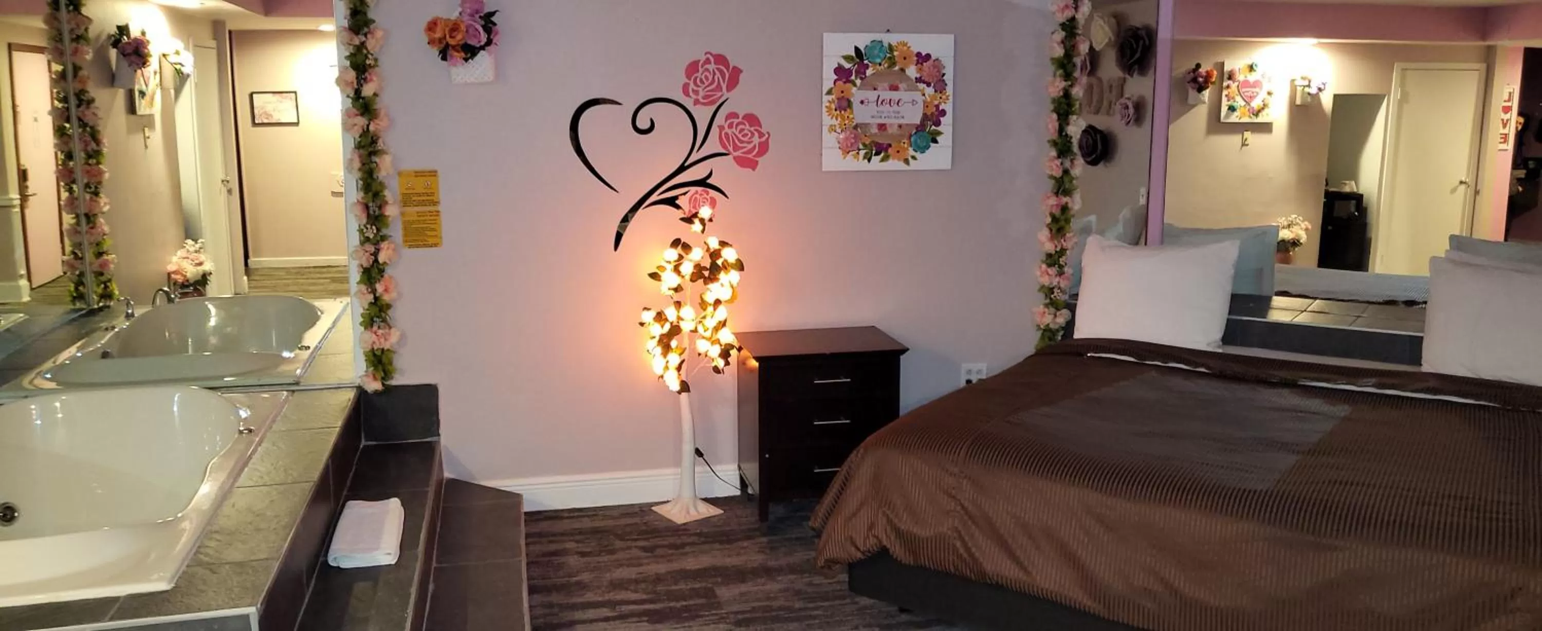 Bed in Inn of the Dove - Romantic Luxury Suites with Jacuzzi & Seasonal Fireplace at Harrisburg-Hershey-Philadelphia, PA