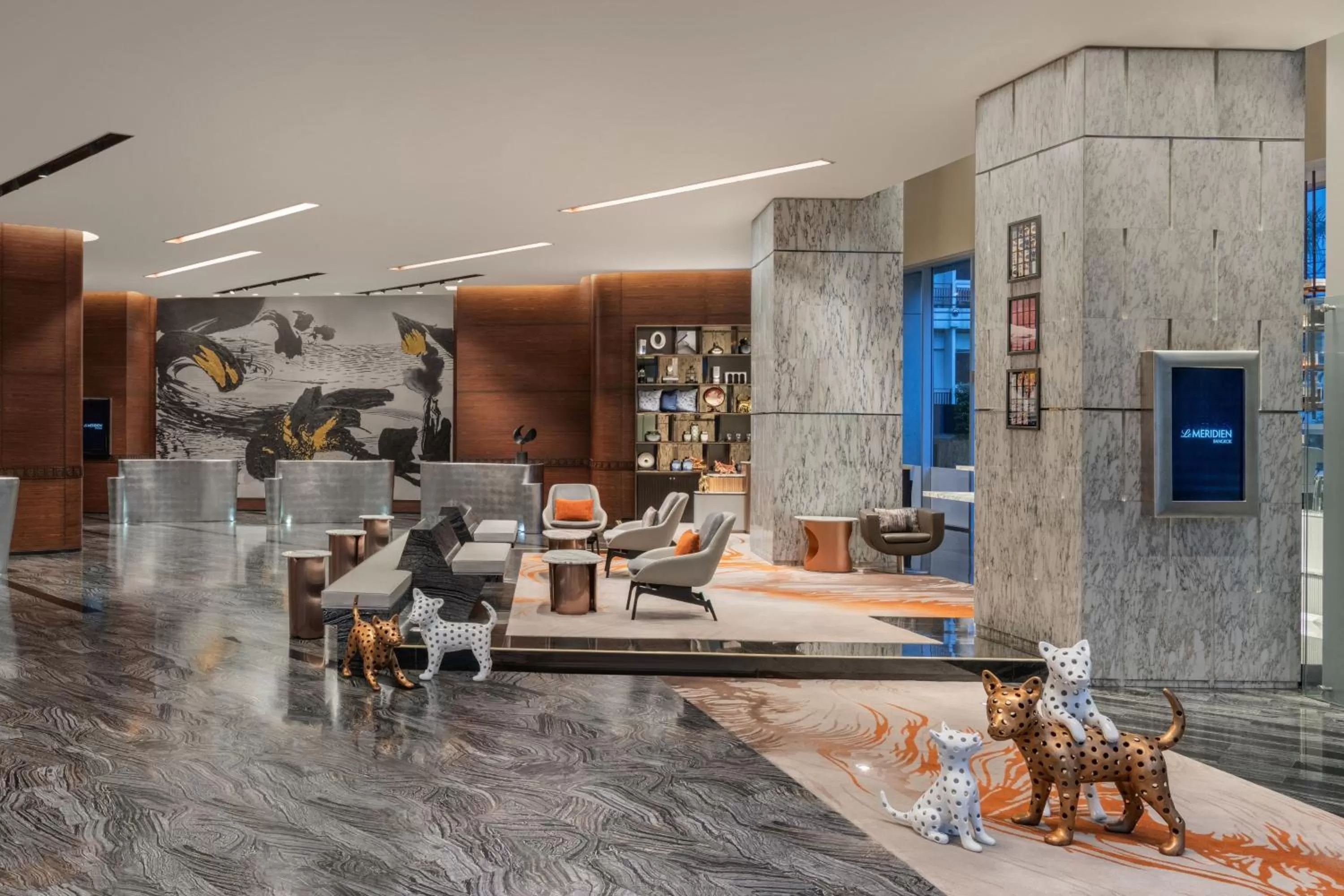 Lobby or reception in Le Meridien Bangkok