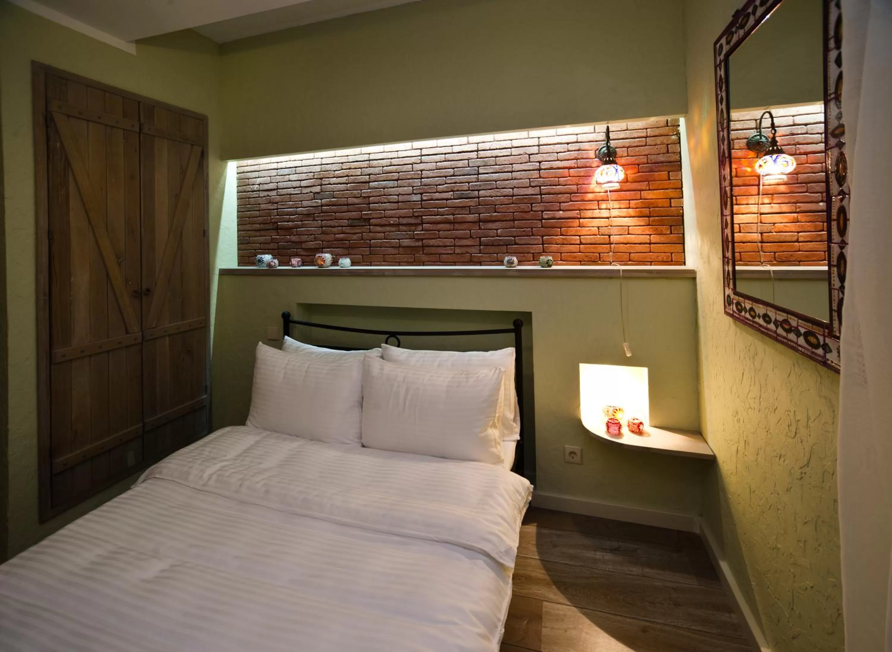 Bed in No12 Boutique Hotel